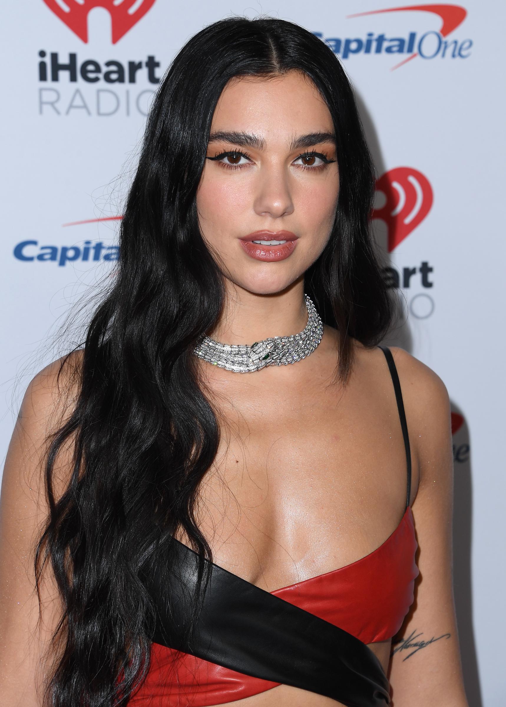 Dua Lipa at the KIIS FM's iHeartRadio Jingle Ball 2022 on December 2 in Inglewood, California. | Source: Getty Images