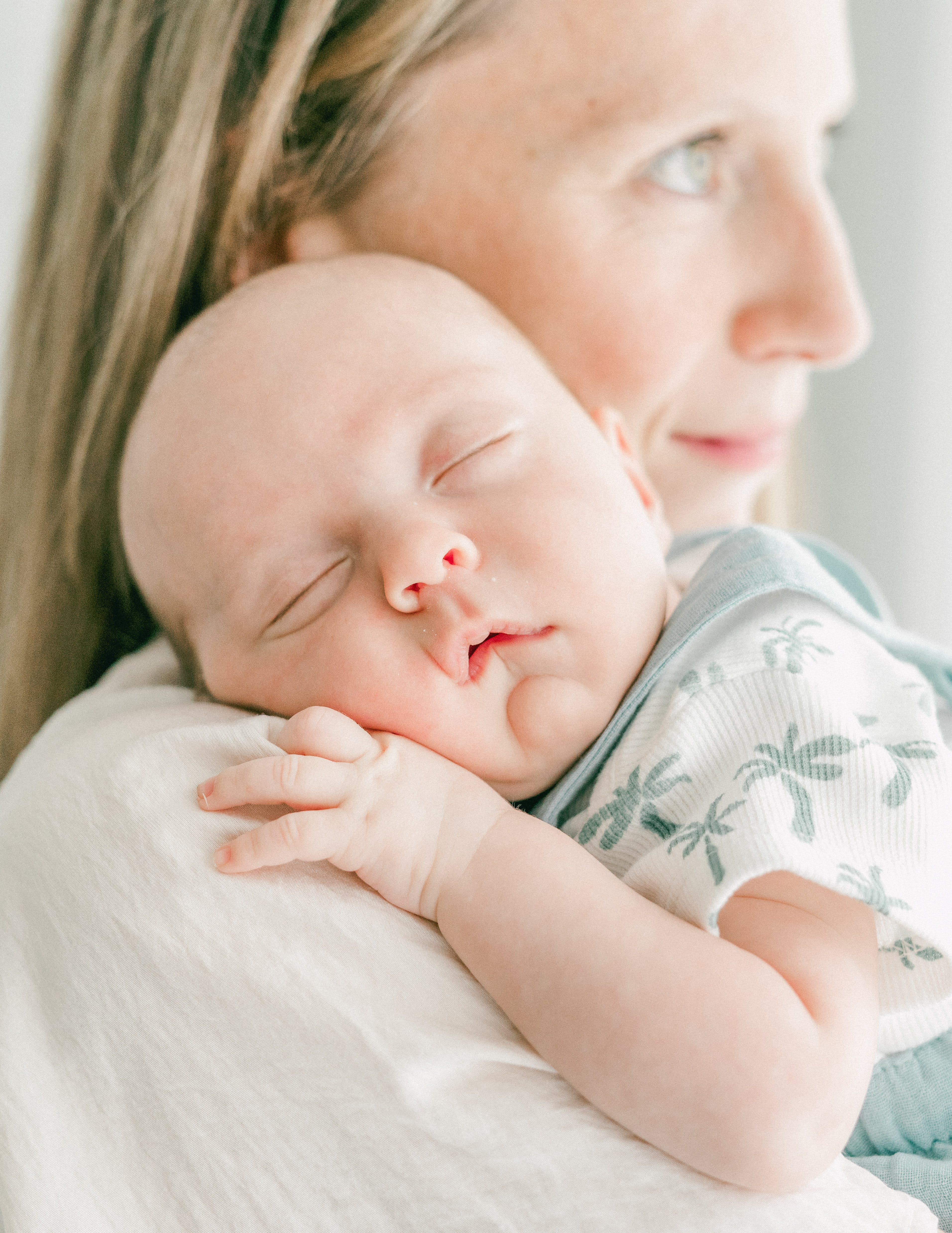 A mother and child | Source: Pexels