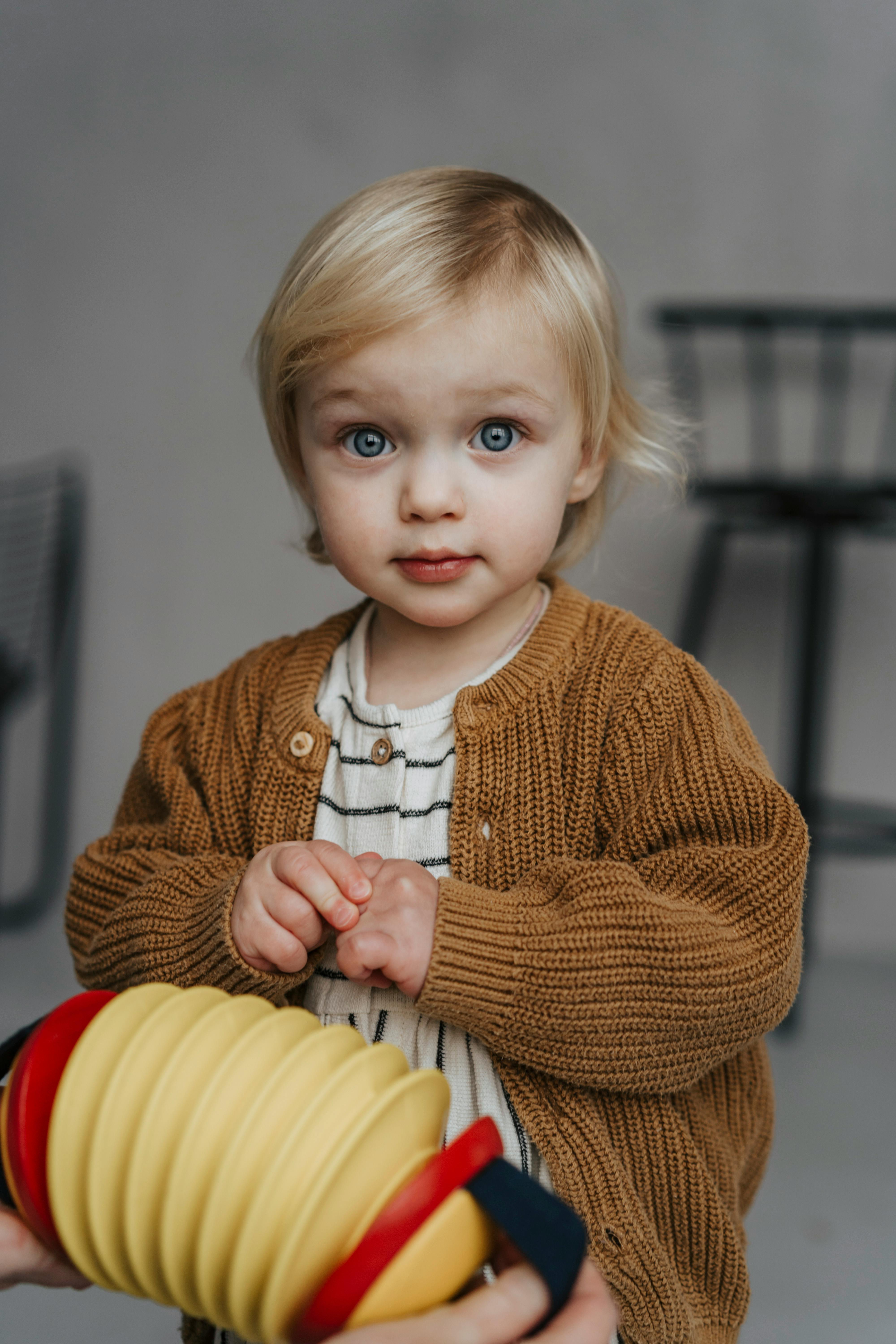 A cute toddler | Source: Pexels