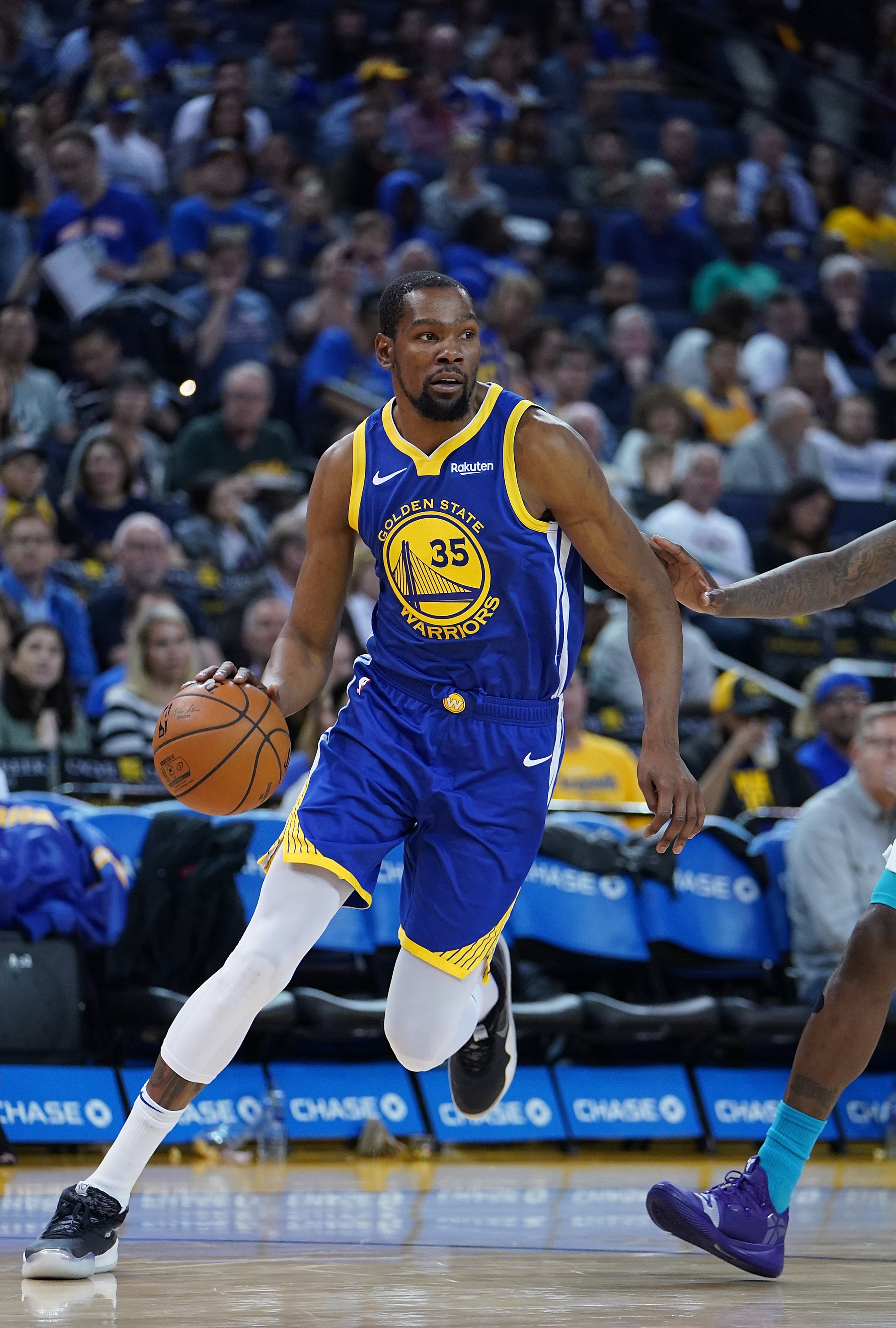 Kevin Durant during the second half of an NBA Basketball game at ORACLE Arena on March 31, 2019  | Photo: GettyImages