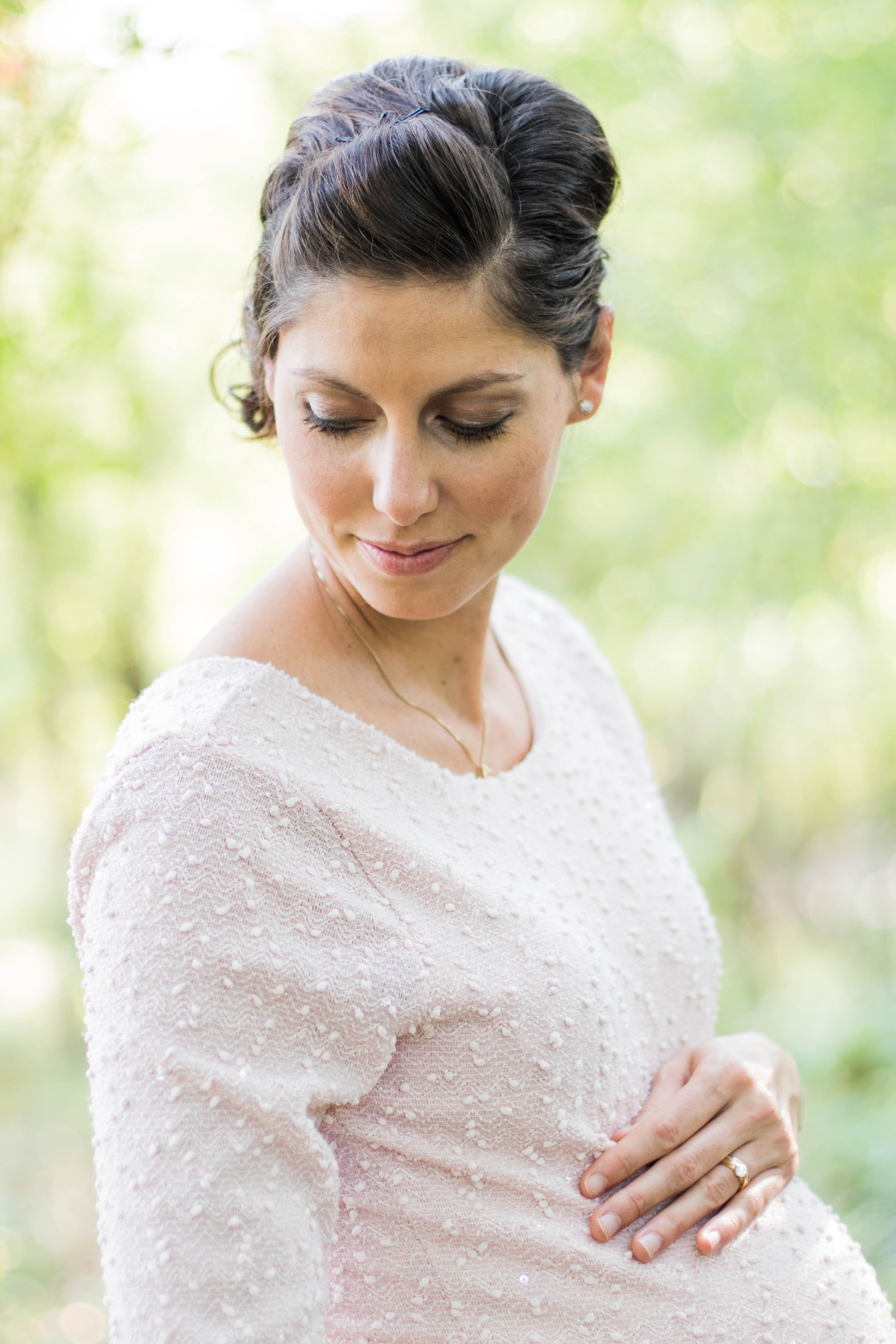 Una mujer con un embarazo avanzado. | Foto: Unsplash