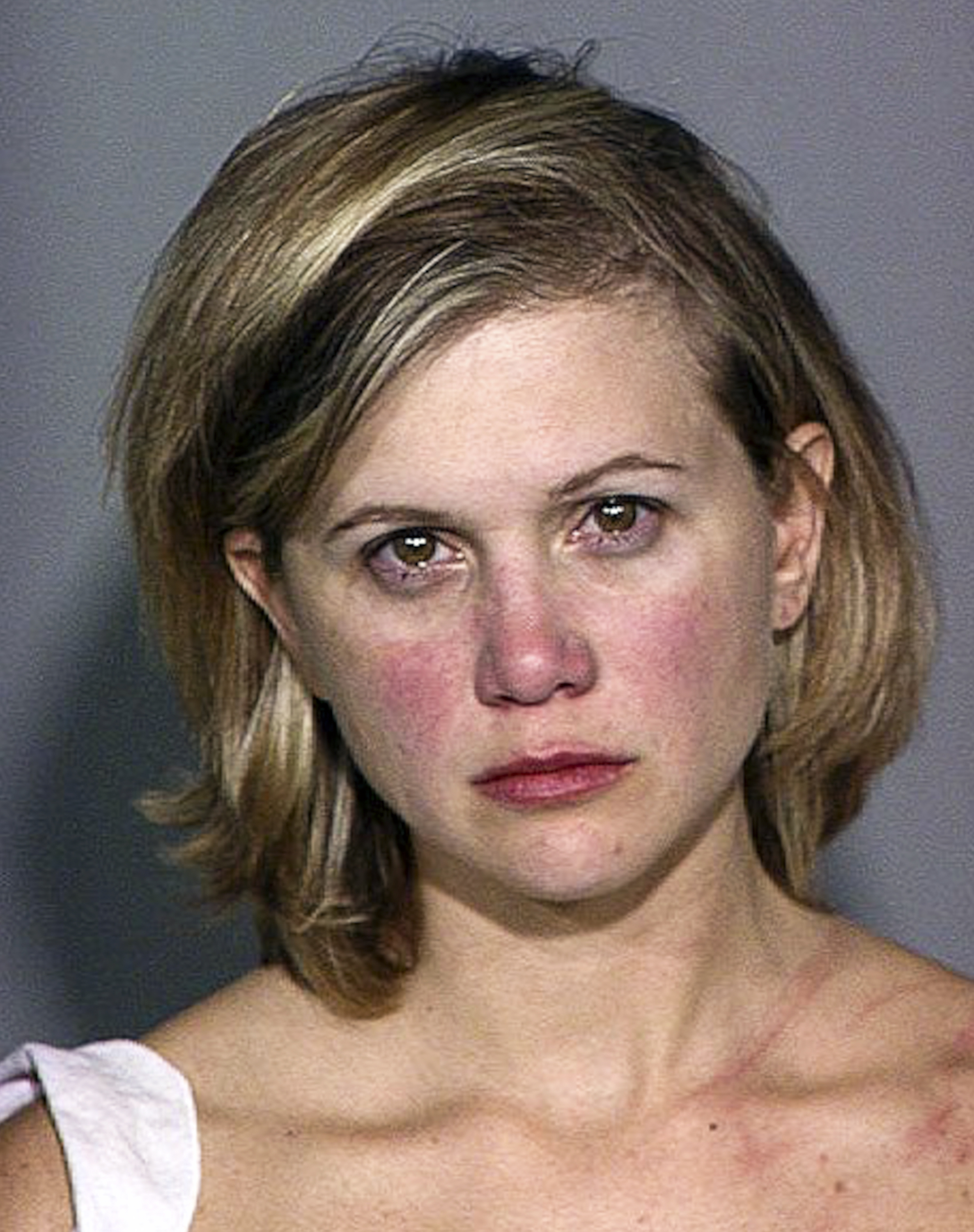 Tracey Gold in a mug shot following her arrest for driving under the influence on September 3, 2004, in Ventura, California. | Source: Getty Images