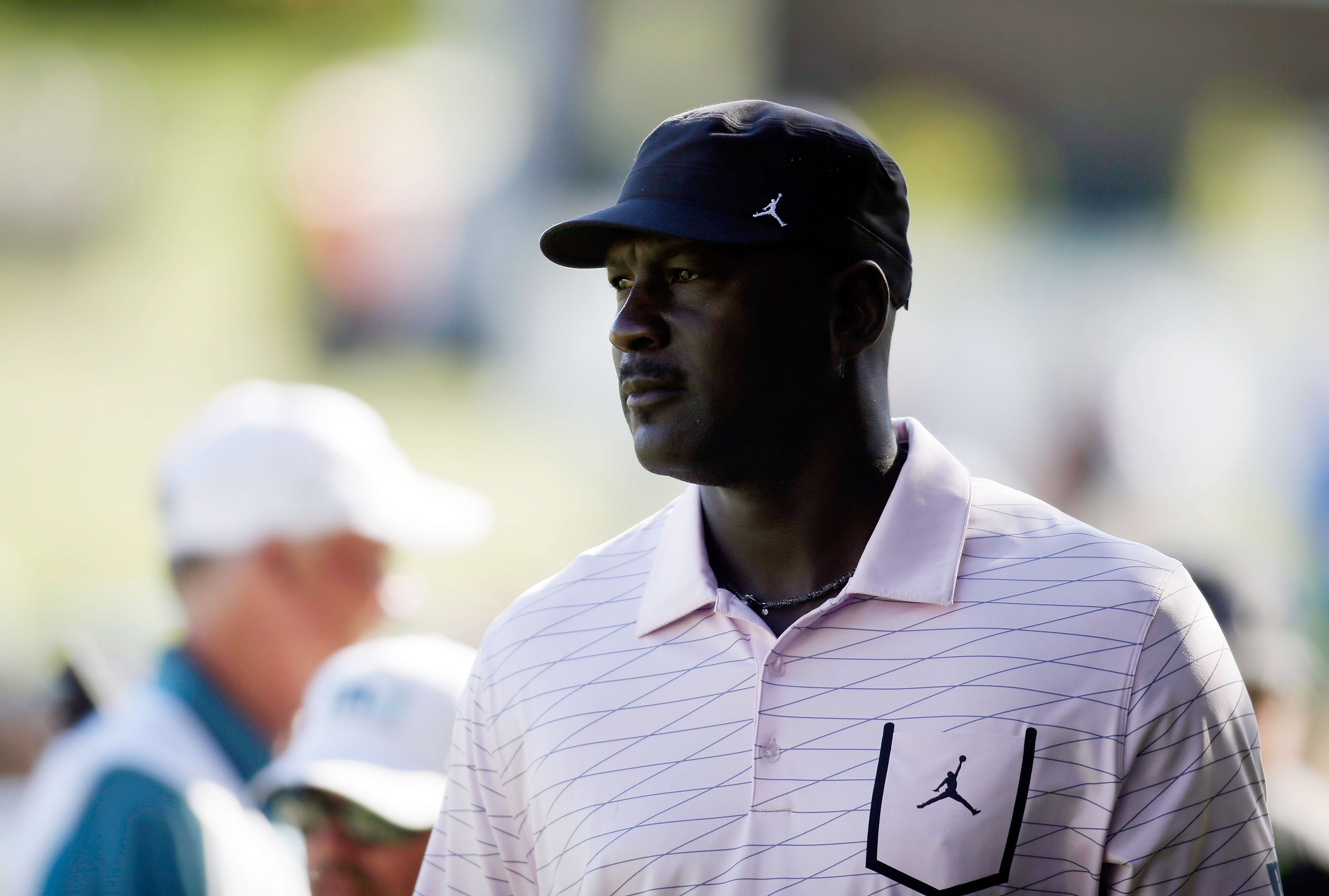 Michael Jordan walks onto the 18th green during Aria Resort & Casino's 13th Annual Michael Jordan Celebrity Invitational at Shadow Creek on April 6, 2014. | Photo: Getty Images