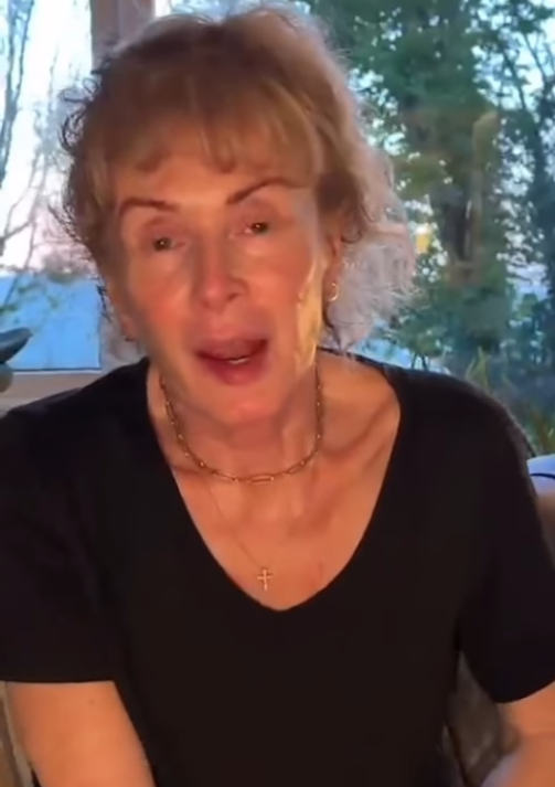 Beverley Callard | Source: Instagram/Beverly Callard