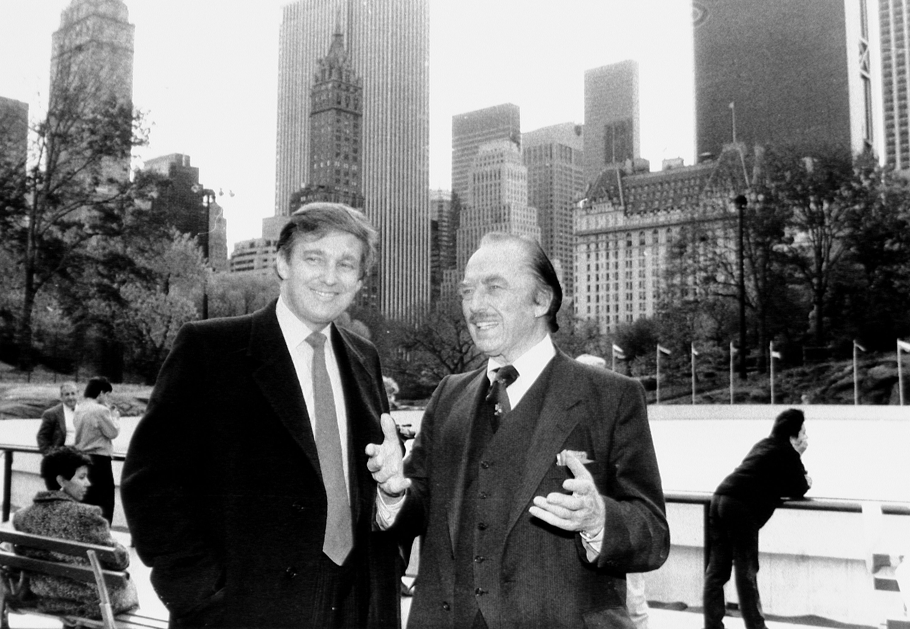 Donald Trump and father Fred Trump at opening of Wollman Rink on November 6, 1987. | Source: Getty Images.