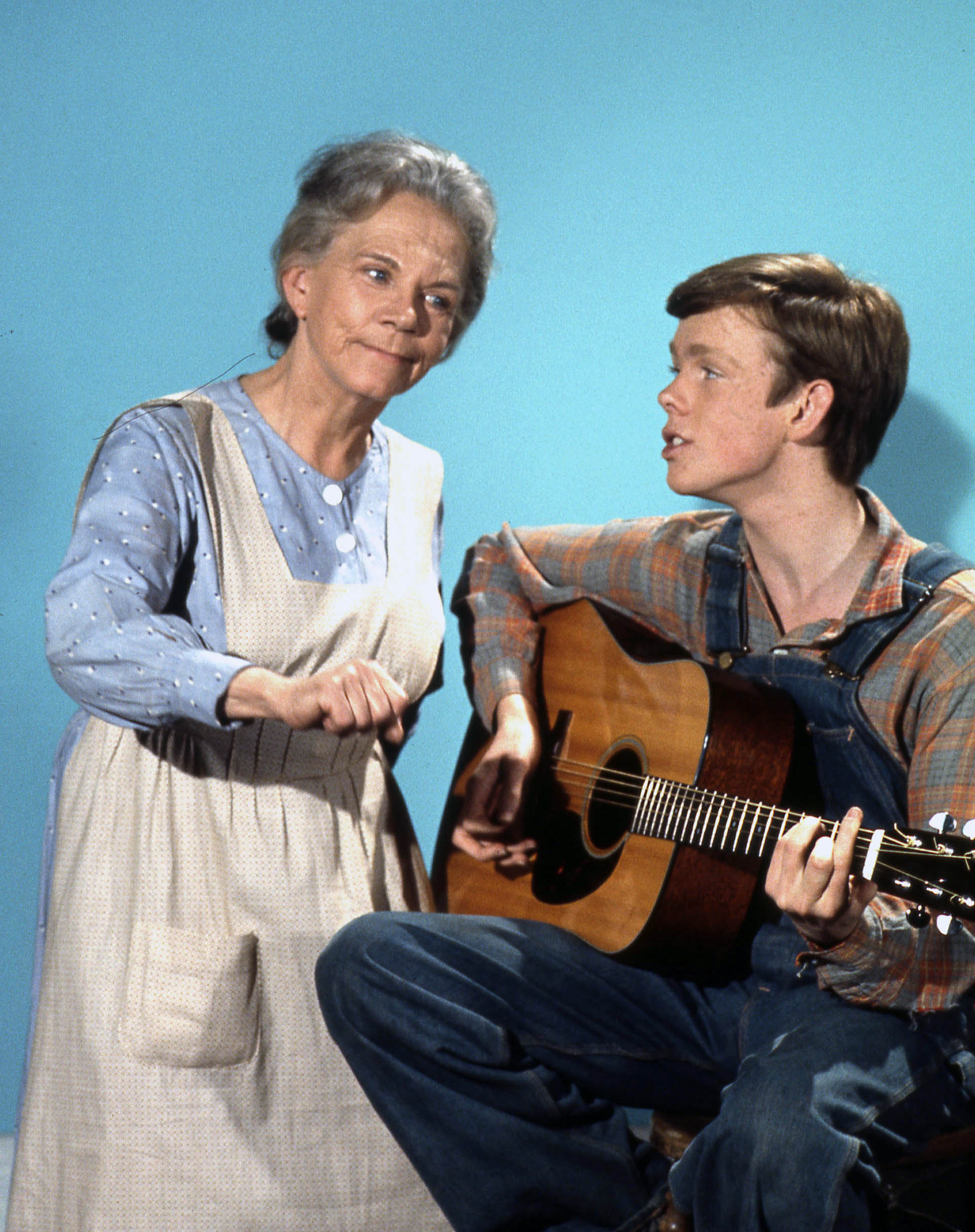 Ellen Corby as Esther Walton and Jon Walmsley as Jason Walton in the CBS television series, "The Waltons," circa 1977. | Source: Getty Images