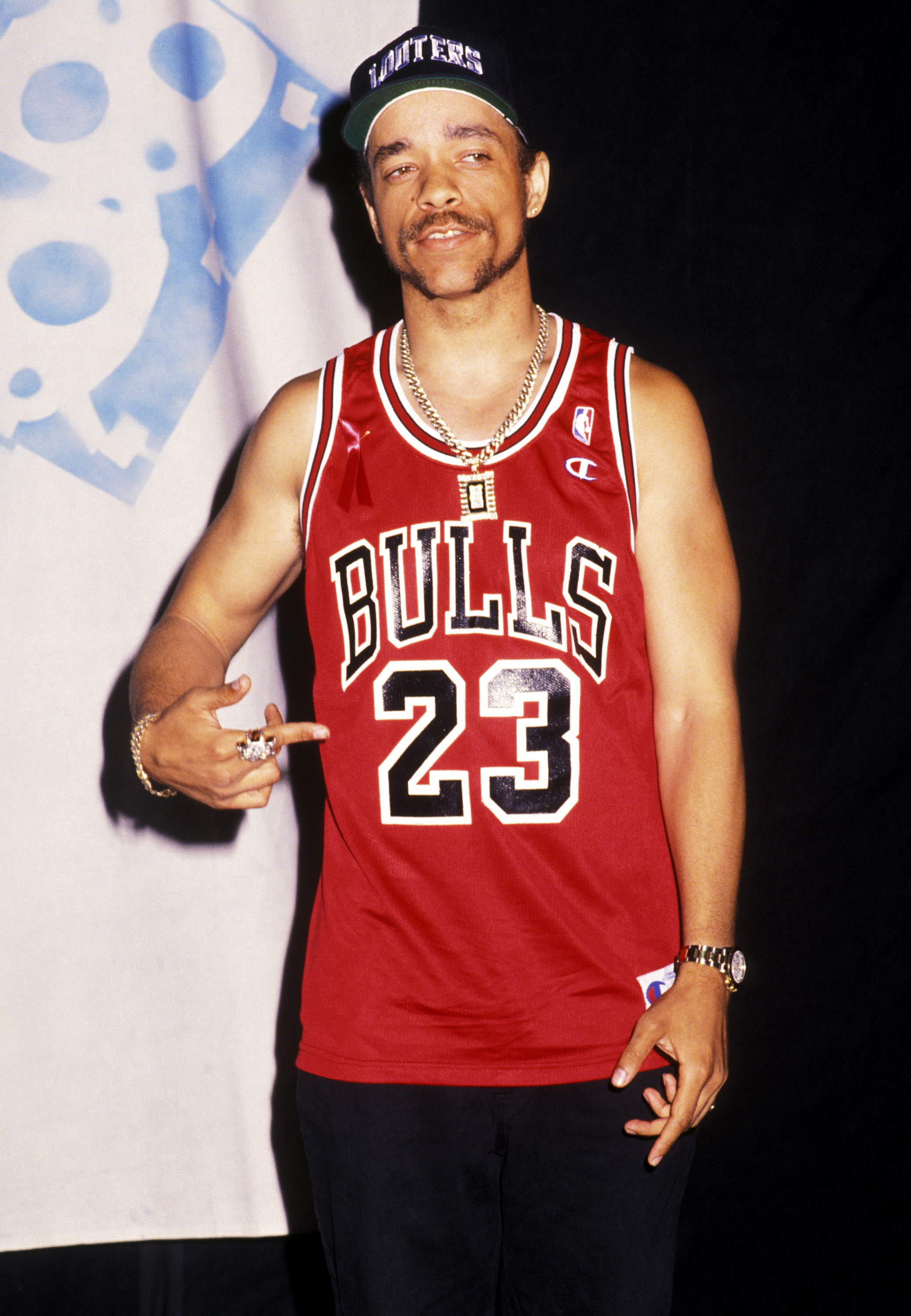 The rapper and actor pictured during the 1992 MTV Movie Awards | Source: Getty Images