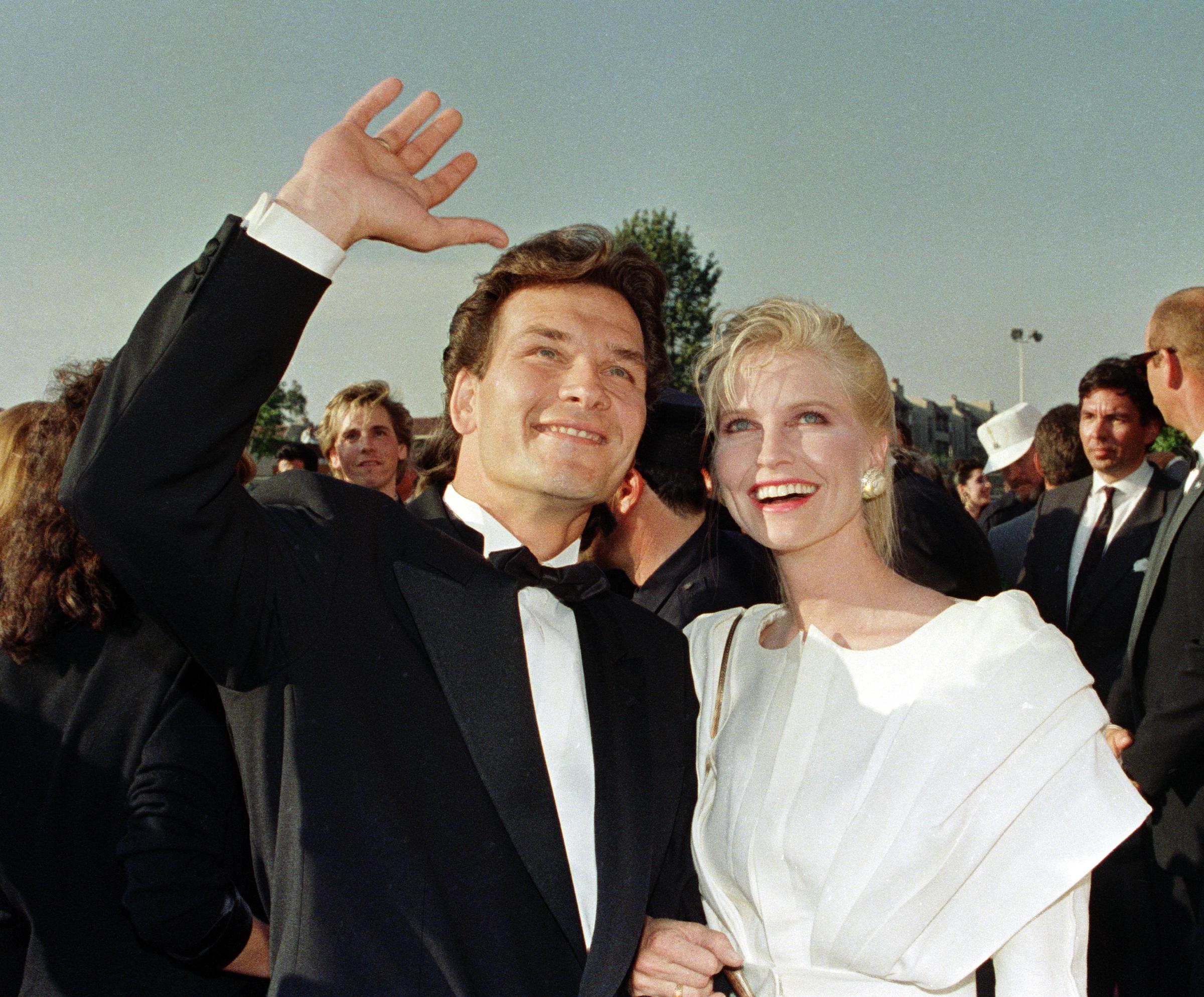 Patrick Swayze and Lisa Niemi arrive at the Academy Awards on April 11,1988 in Los Angeles, California | Source: Getty Images