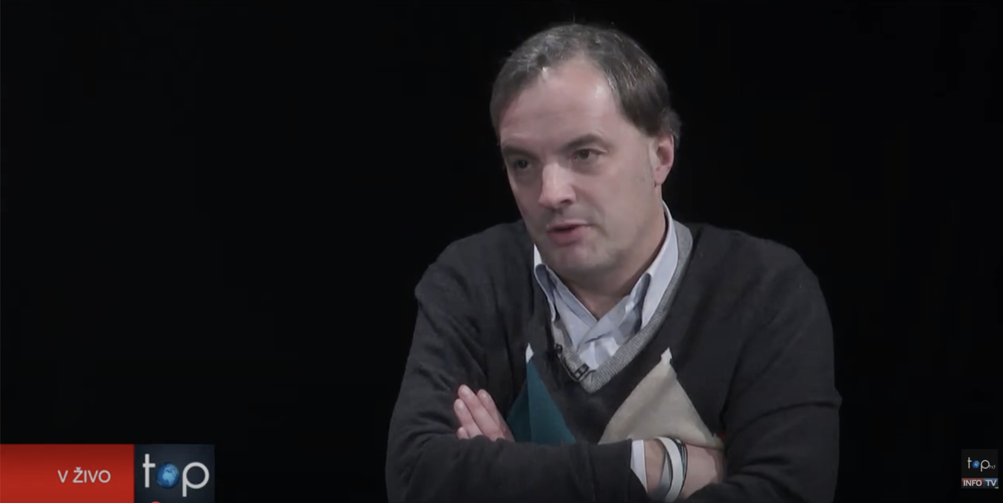 Jure Zorcic answers an interview on his ex-girlfriend, Melania Trump, dated February 25, 2016. | Source: YouTube/Top TV Slovenija