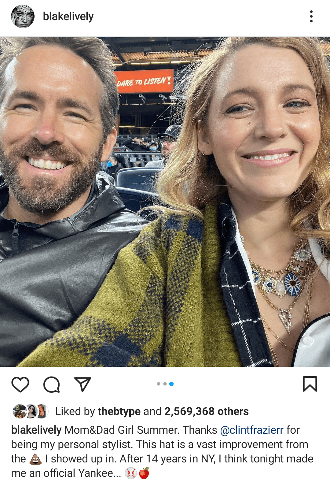 Ryan Reynolds and Blake Lively at a baseball game | Photo: Instagram/blakelively