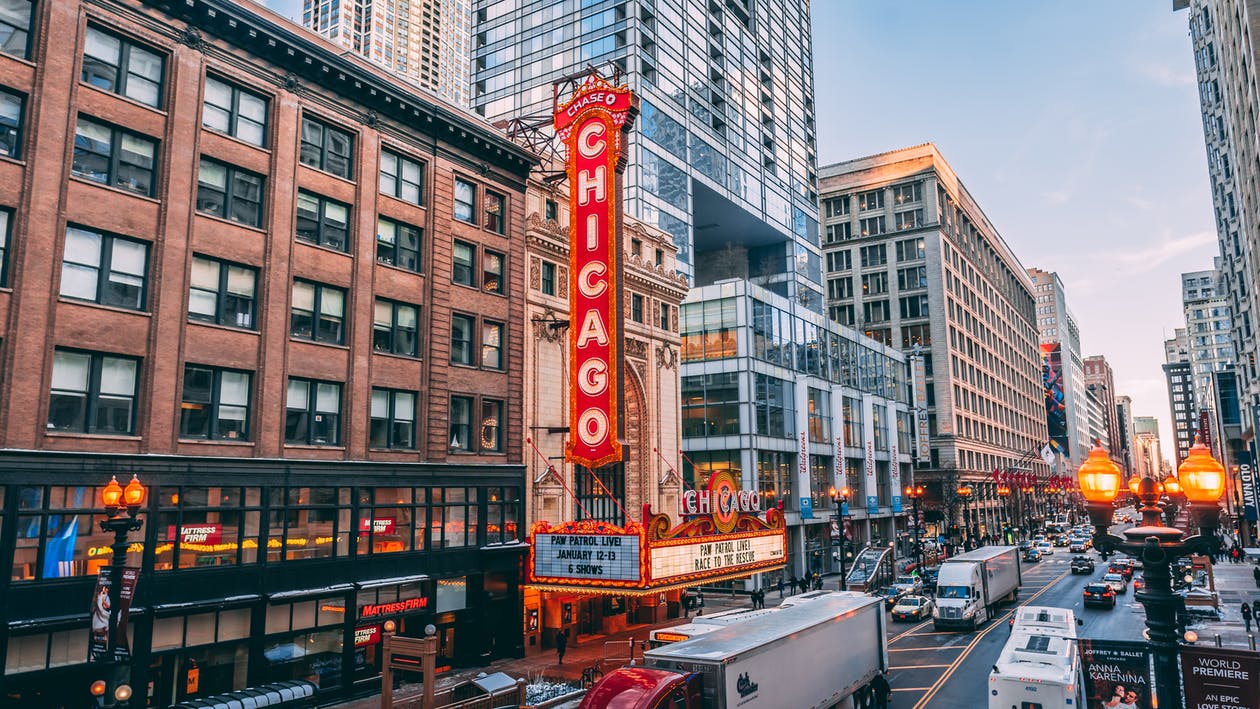  His grandfather told him to go to Chicago. | Source: Pexels