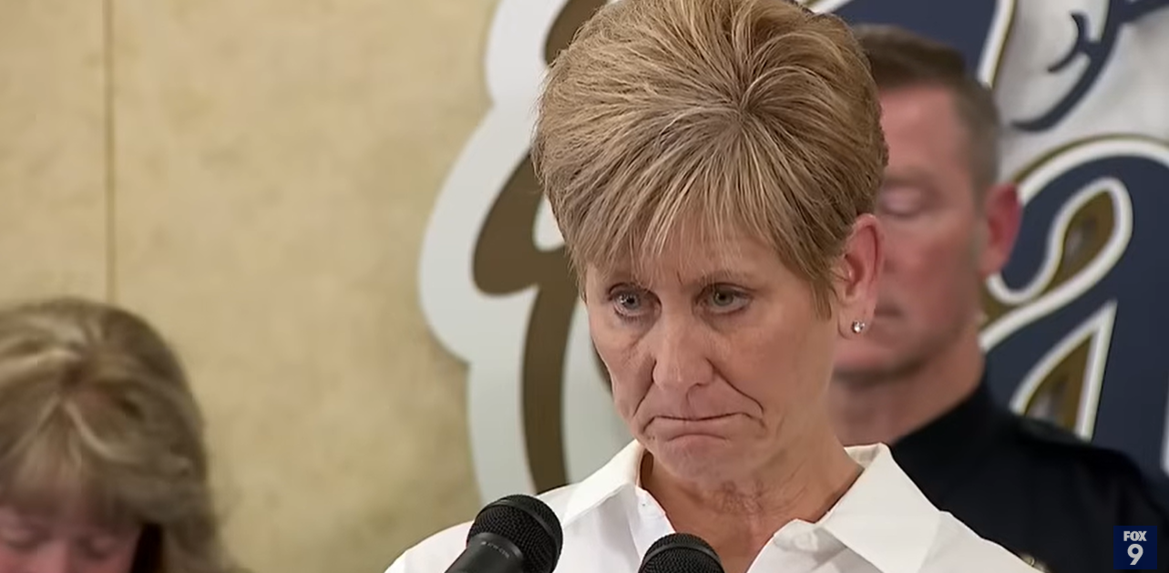 Julie Mucklebust talks about her deceased grandson, from a video post dated January 14, 2026. | Source: YouTube/FOX 9Minneapolis-St.Paul