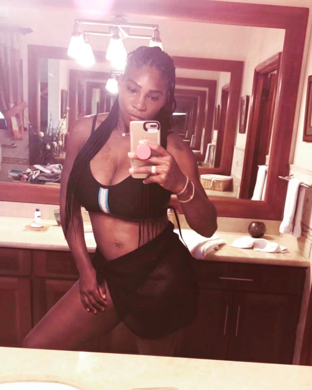 Serena Williams seen in a post dated March 30, 2017 | Source: Instagram/serenawilliams