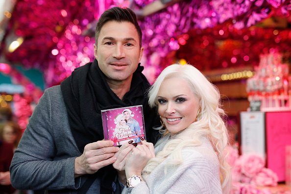 Daniela Katzenberger und Lucas Cordalis, Im Weihnachtsfieber, Köln, 2016 | Quelle: Getty Images