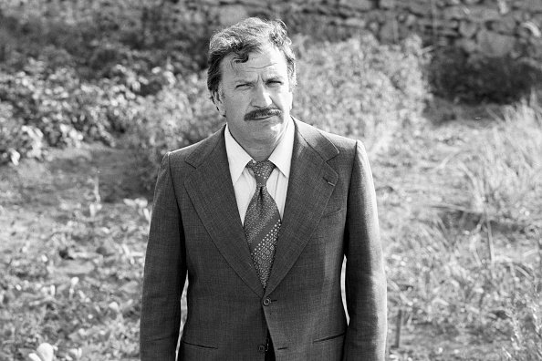 Pierre Mondy dans le téléfilm "La vérité de Madame Langlois". | Photo : Getty Images