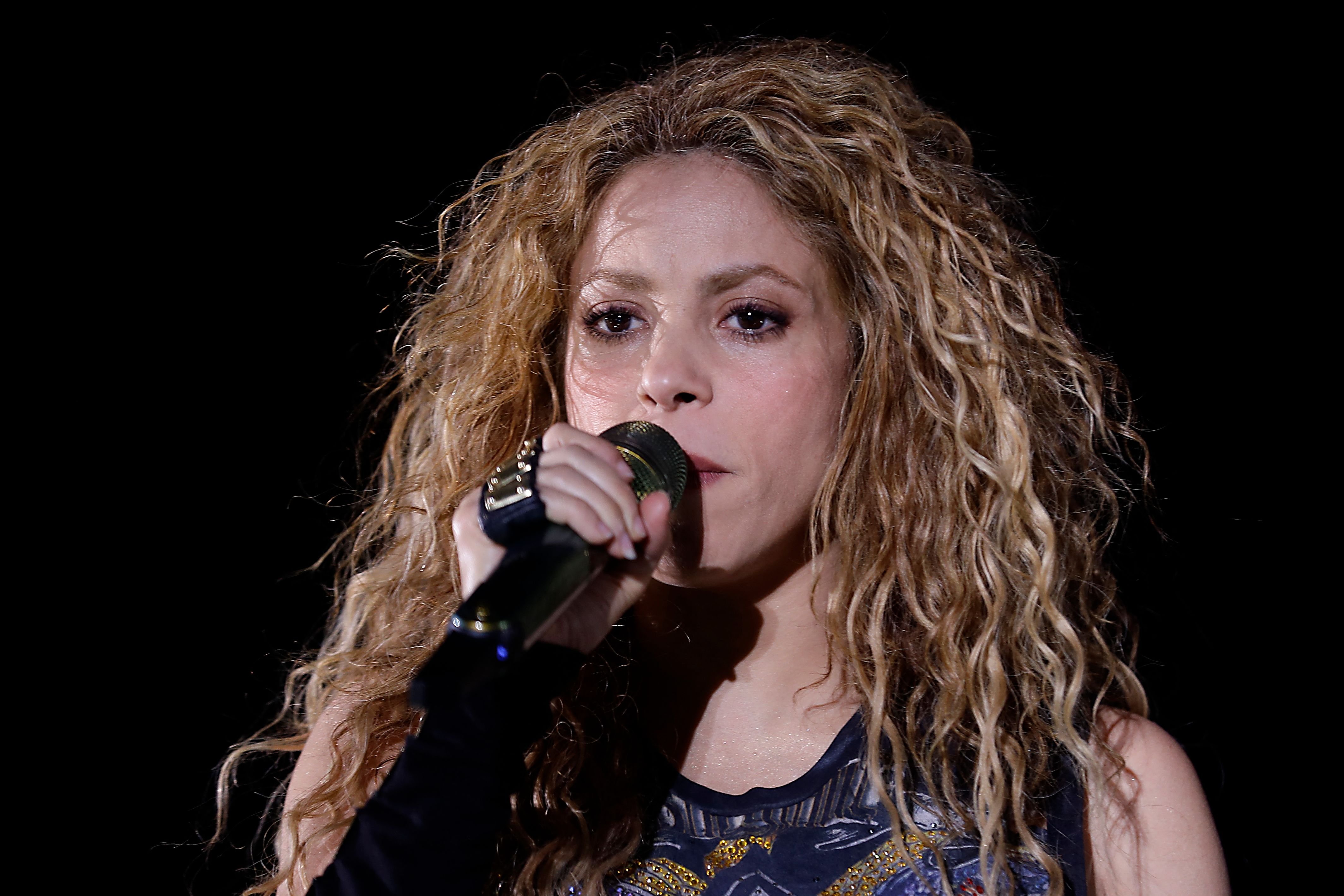 La cantante colombiana Shakira se presenta en la gran inauguración del Festival Internacional Cedars (CIF) en el norte del Líbano el 13 de julio de 2018 | Foto: Getty Images