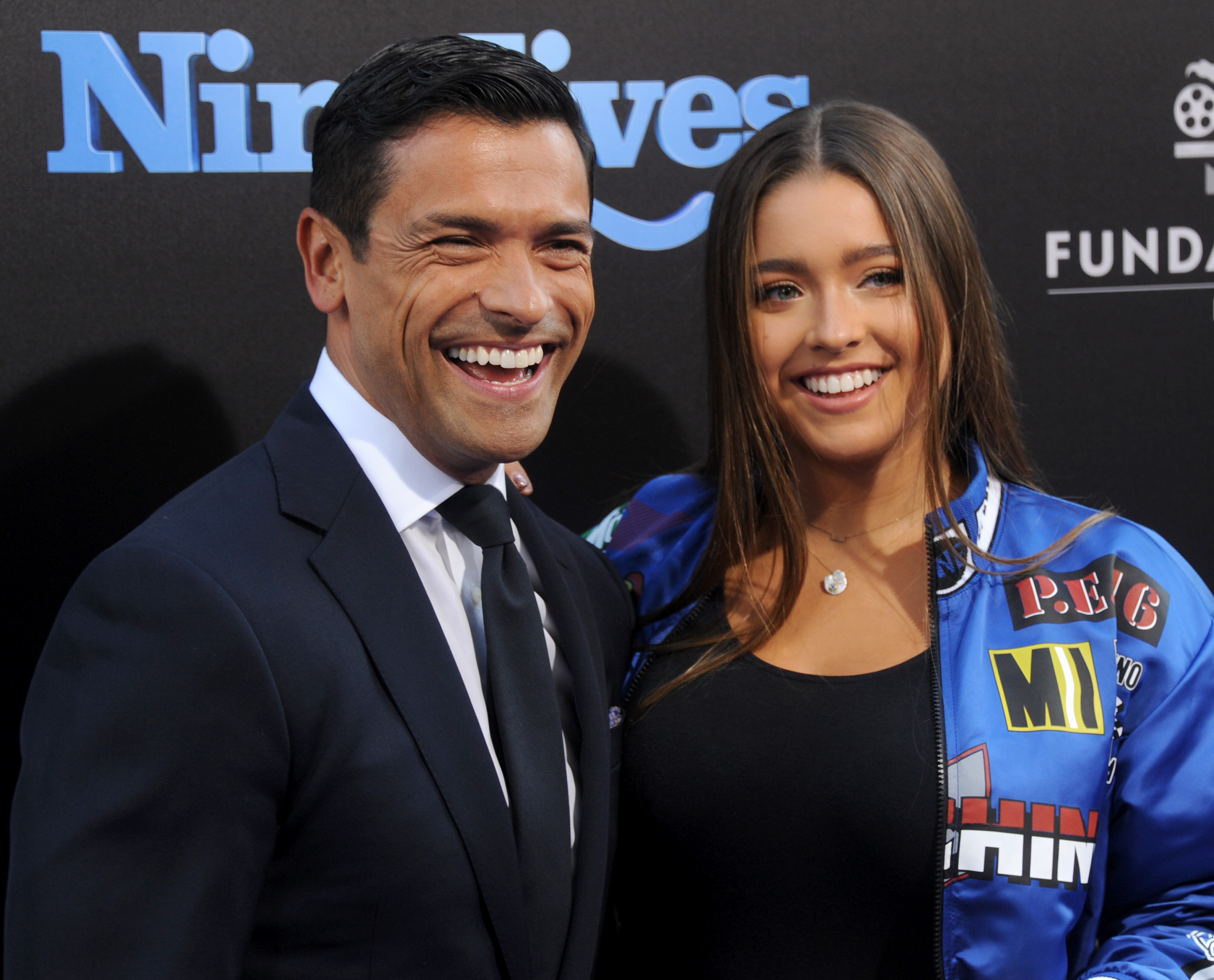 Mark and Lola Consuelos at the premiere of "Nine Lives," 2016 | Source: Getty Images