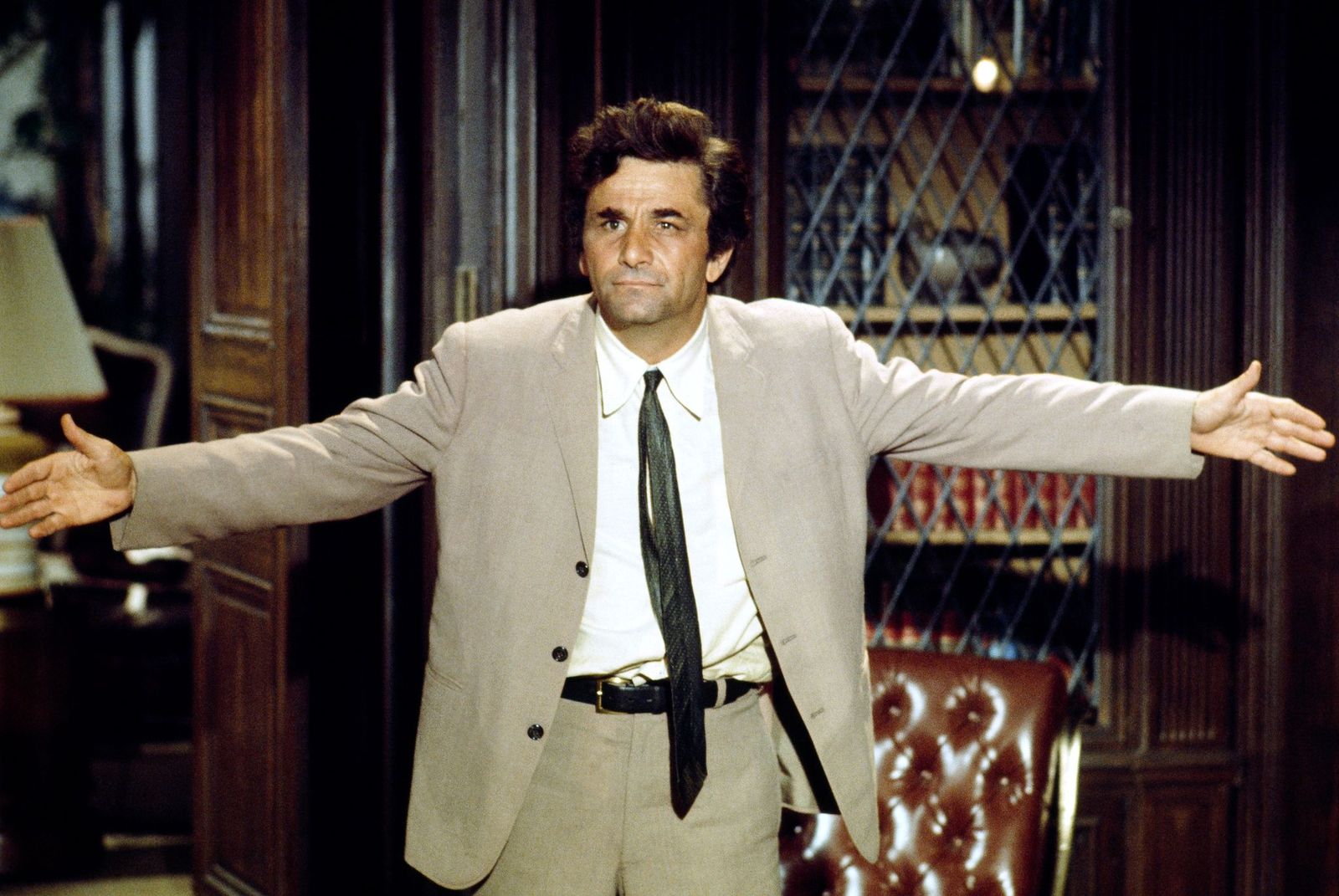 Peter Falk during his scene in the TV series "Columbo." | Photo: Getty Images