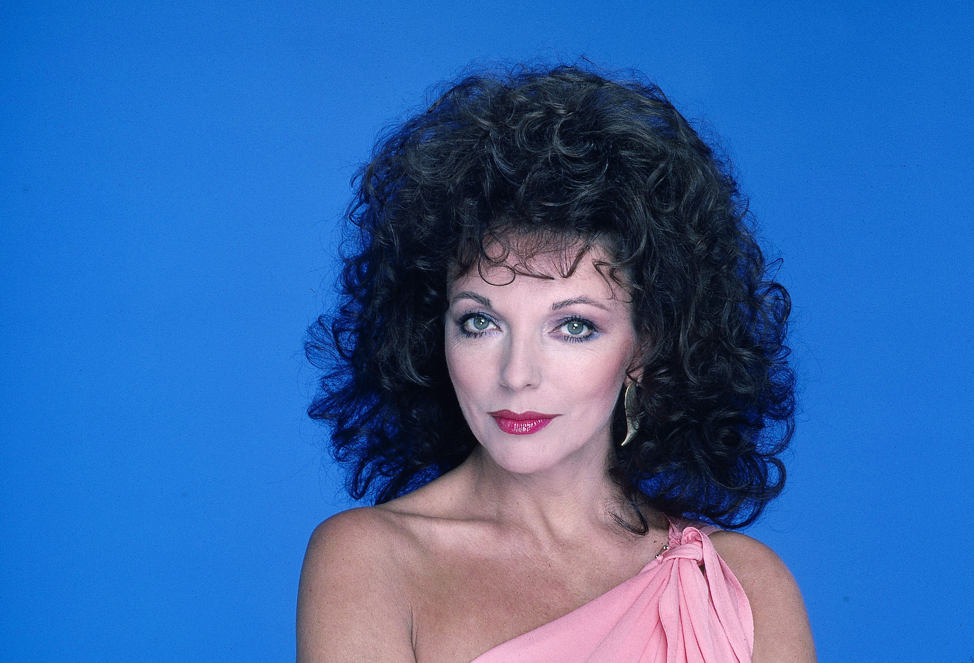 Joan Collins on "Dynasty." August 31, 1982 | Source: Getty Images