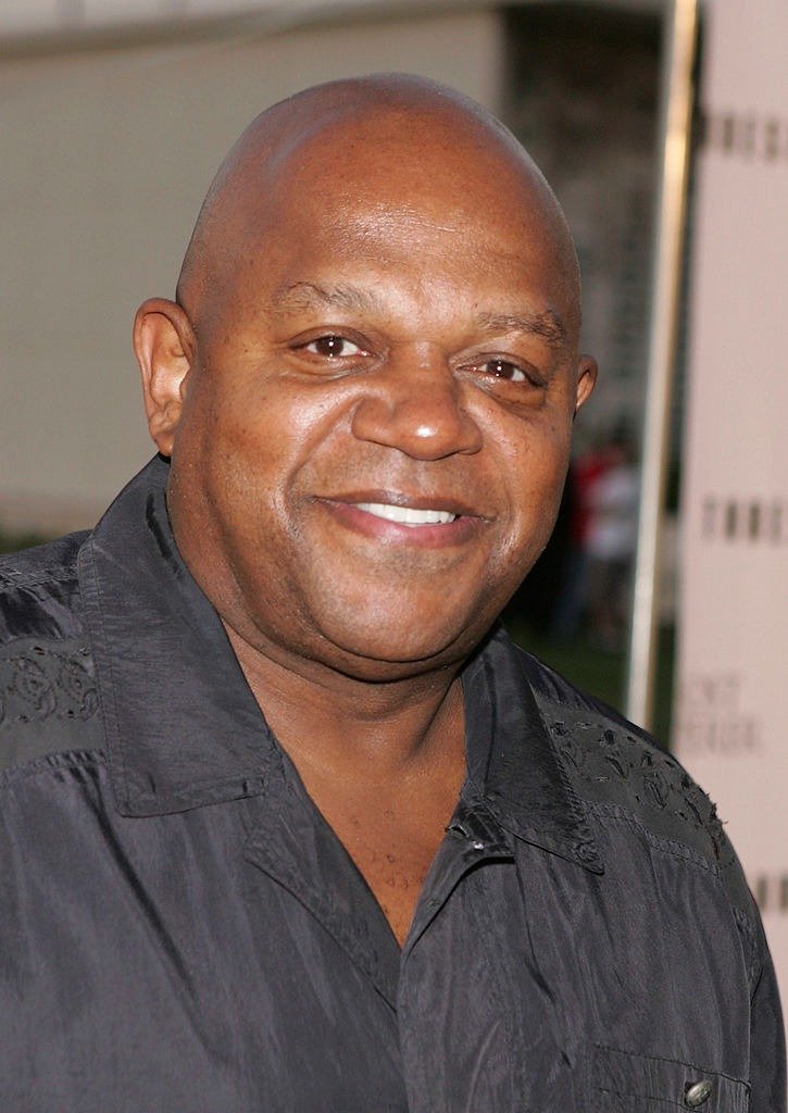 Actor Charles Dutton arrives at the premiere screenings of CBS's "Ghost Whisperer" and "Threshold" at the Hollywood Forever Cemetery on September 9, 2005  | Photo: Getty Images