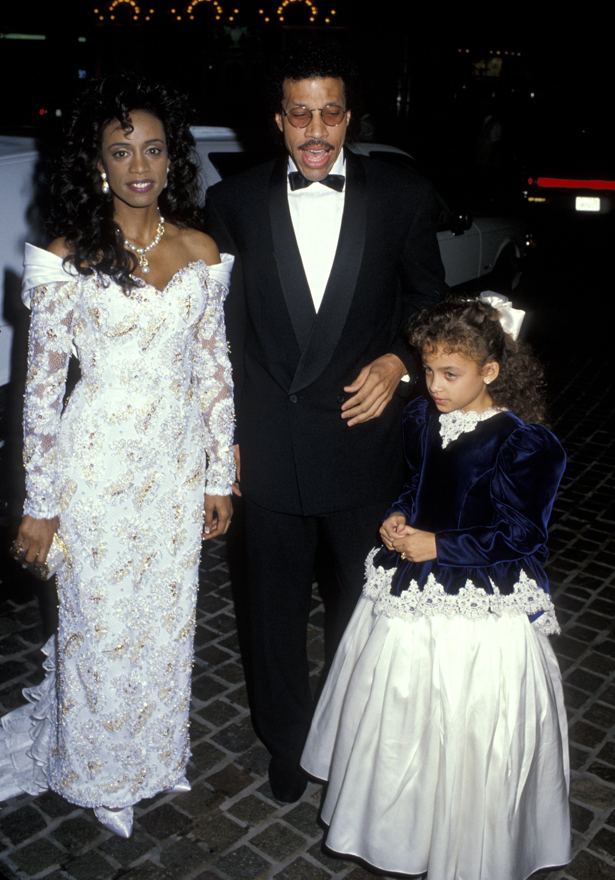 Lionel Richie Adopted Little Girl from Poor Family Helped Her Become a ...