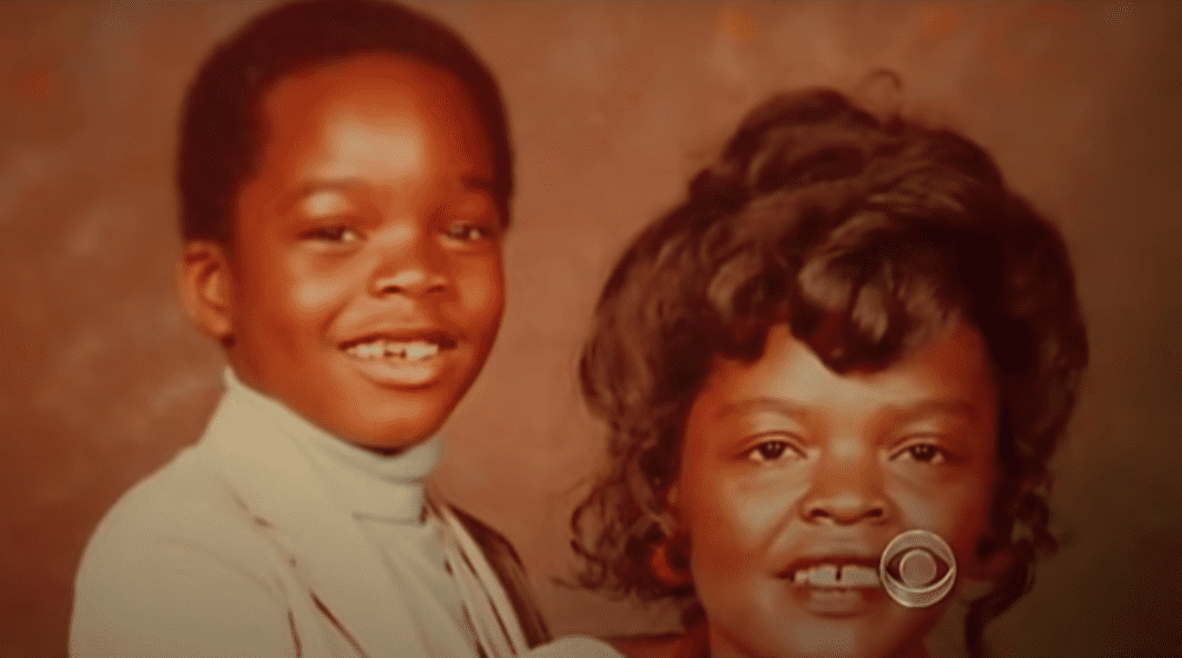 Mary Johnson and her son, Laramiun Byrd, during his younger years. | Source: YouTube/CBS