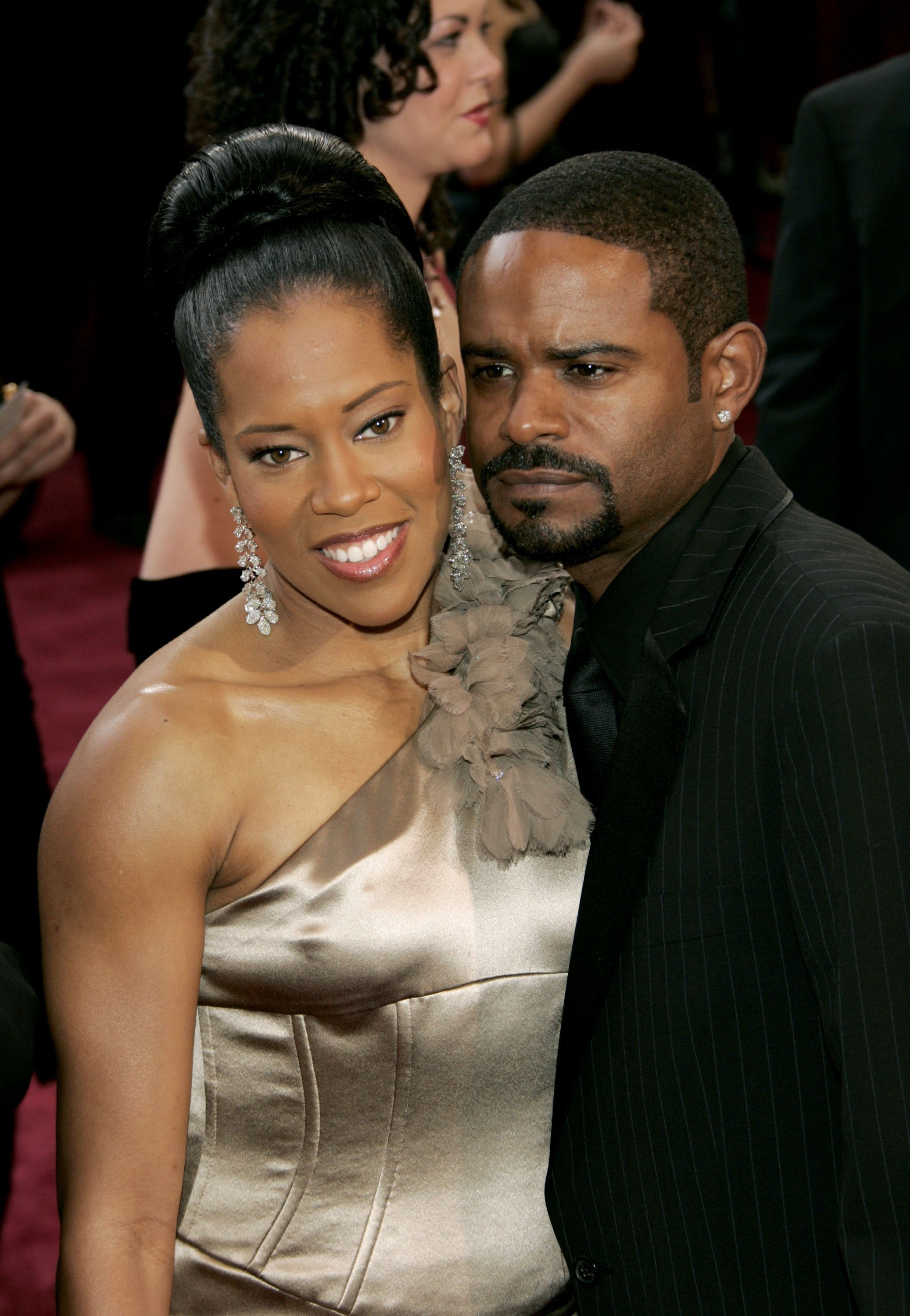 Regina King and Ian Alexander Sr. at the 77th Annual Academy Awards on February 27, 2005 | Source: Getty Images