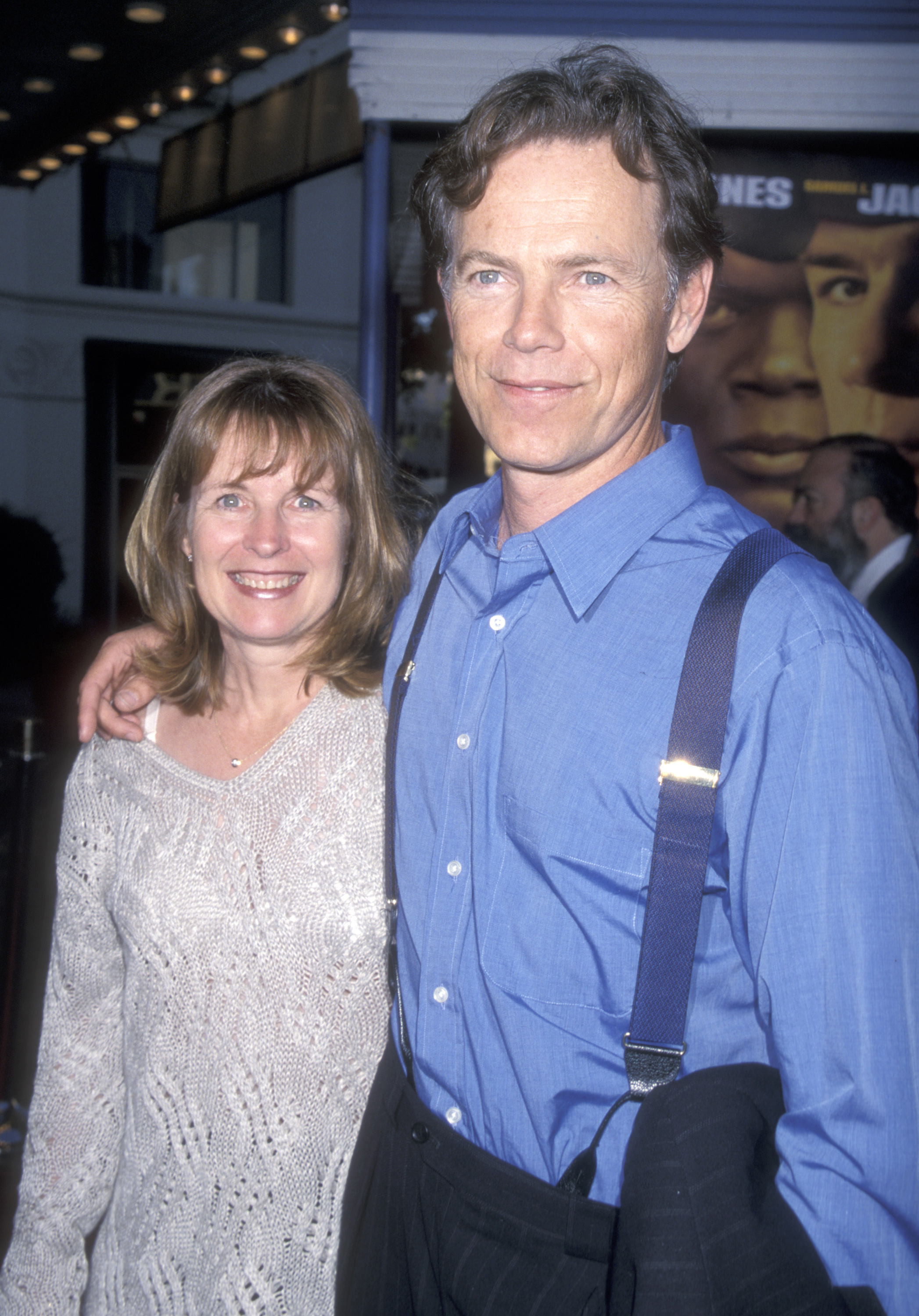 Susan Devlin and Bruce Greenwood at the "Rules of Engagement" premiere on April 2, 2000, in California. | Source: Getty Images