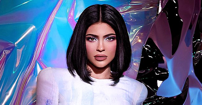 Kylie Jenner Poste Une Vidéo De Stormi Du Maquillage Sur Le Visage Happy 