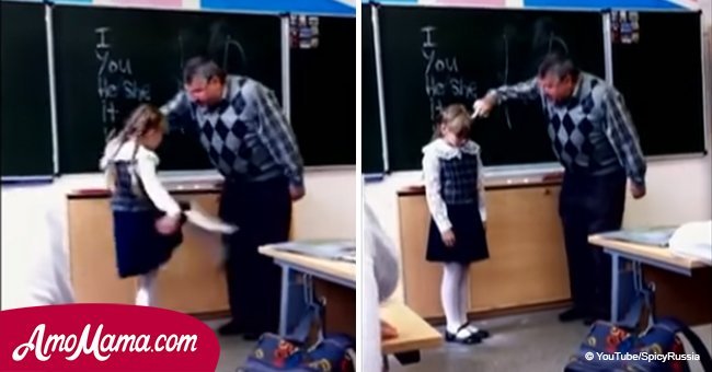 Ce Professeur Se Moque D Une élève Et La Pousse Devant Toute La Classe L Instant D Après Elle