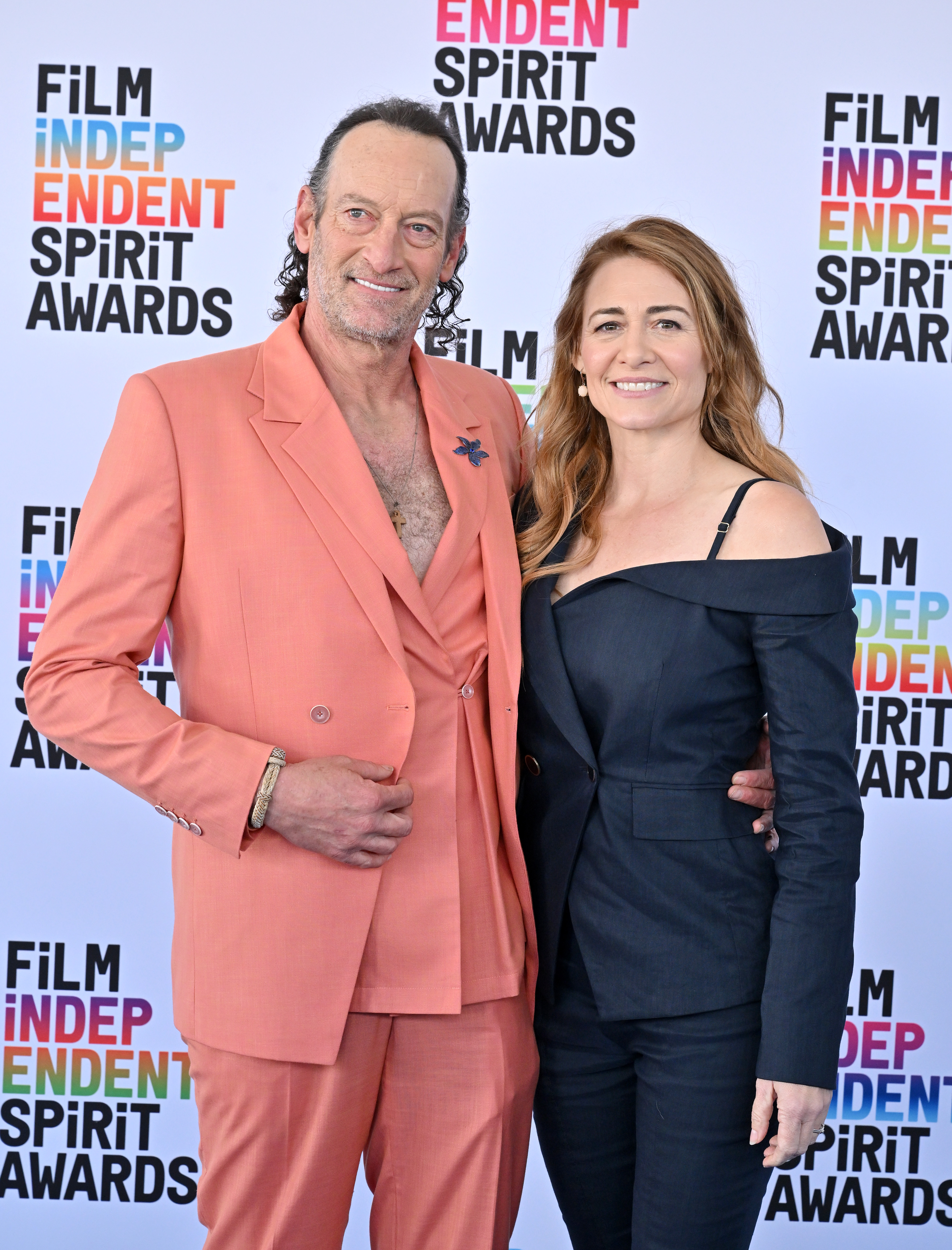 Troy Kotsur and Deanne Bray at the 2023 Film Independent Spirit Awards on March 4, 2023, in Santa Monica, California. | Source: Getty Images