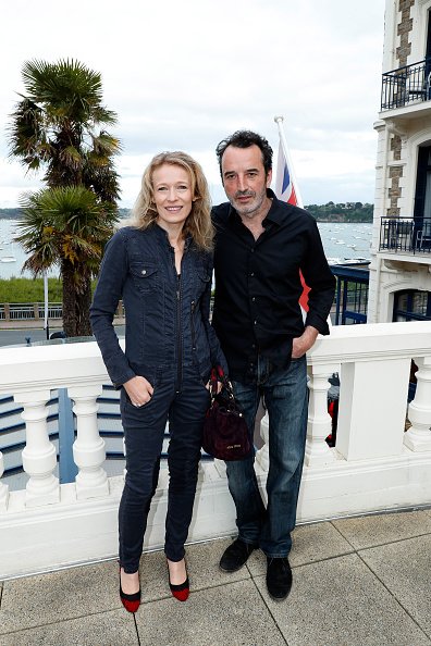 Sophie Broustal et Bruno Todeschini assistent à l'ouverture du Grand Hôtel Barrière Dinard le 15 juin 2019 à Dinard, France. | Photo : Getty Images