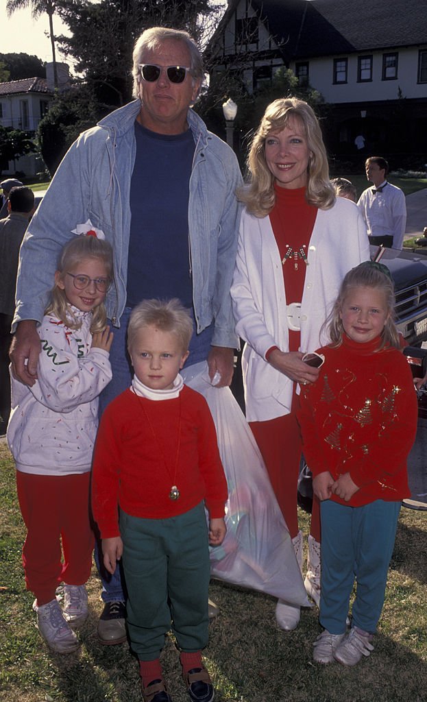 Actor Ron Ely and family attend Second Annual Toys for Tots Benefit on December 19, 1992. | Photo: Getty Images