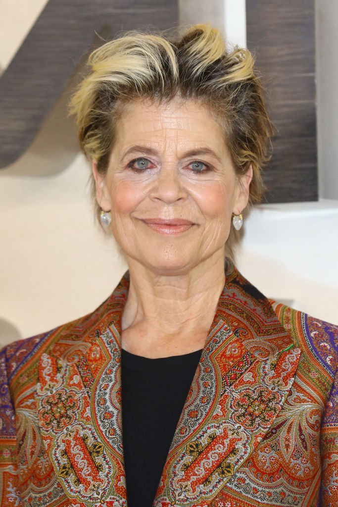 Linda Hamilton attends the "Terminator: Dark Fate" photocall in London, England.| Photo: Getty Images