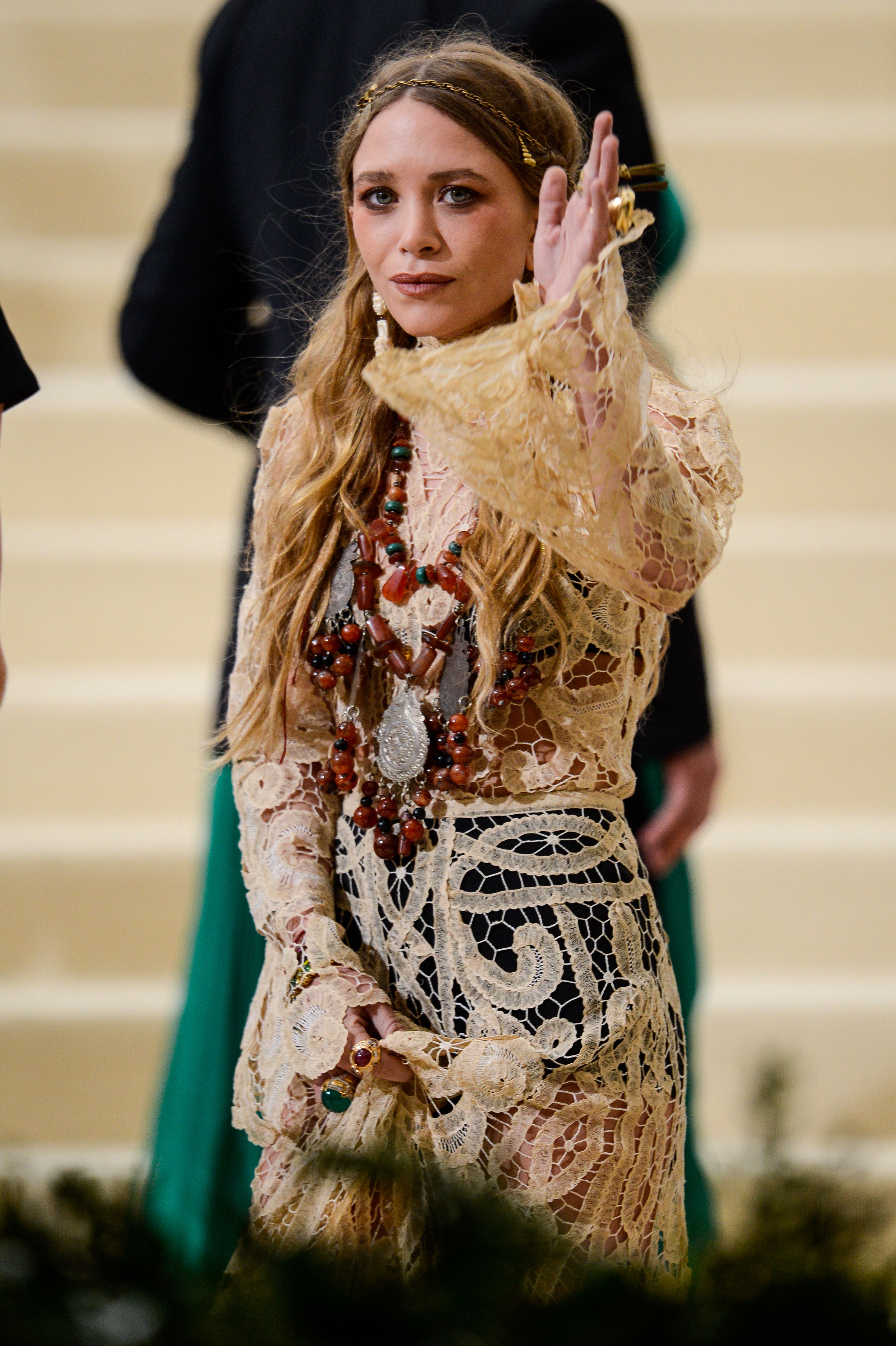 Mary-Kate Olsen ar the Rei Kawakubo/Comme des Garcons: Art Of The In-Between" Costume Institute Gala at the Metropolitan Museum of Art on May 01, 2017 in New York City.  | Source: Getty Images