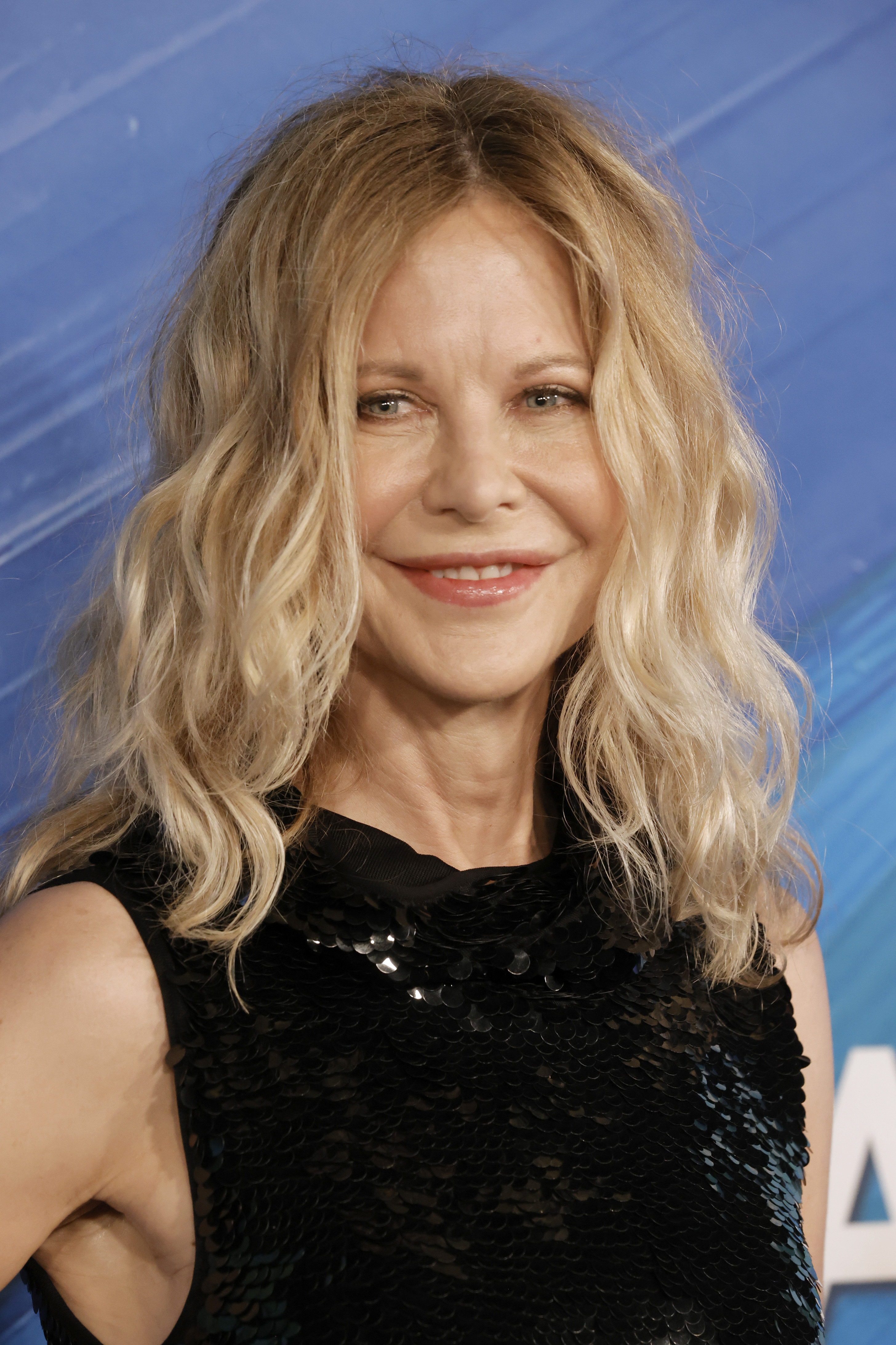 Meg Ryan at the amfAR Gala in West Hollywood, California on November 04, 2021 | Source: Getty Images