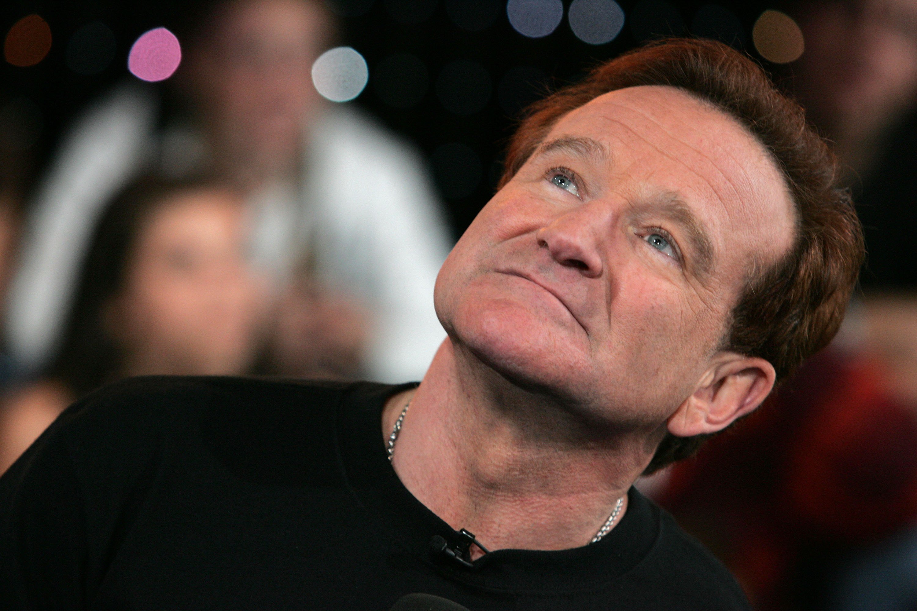 Robin Williams appears onstage during MTV's Total Request Live at the MTV Times Square Studios on April 27, 2006 in New York City | Source: Getty Images
