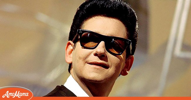 American singer, guitarist and musician Roy Orbison performs on 'Thank Your Lucky Stars' television show for ABC Weekend Television at Alpha Studios in Aston, Birmingham in England in February 1965 | Photo: Getty Images