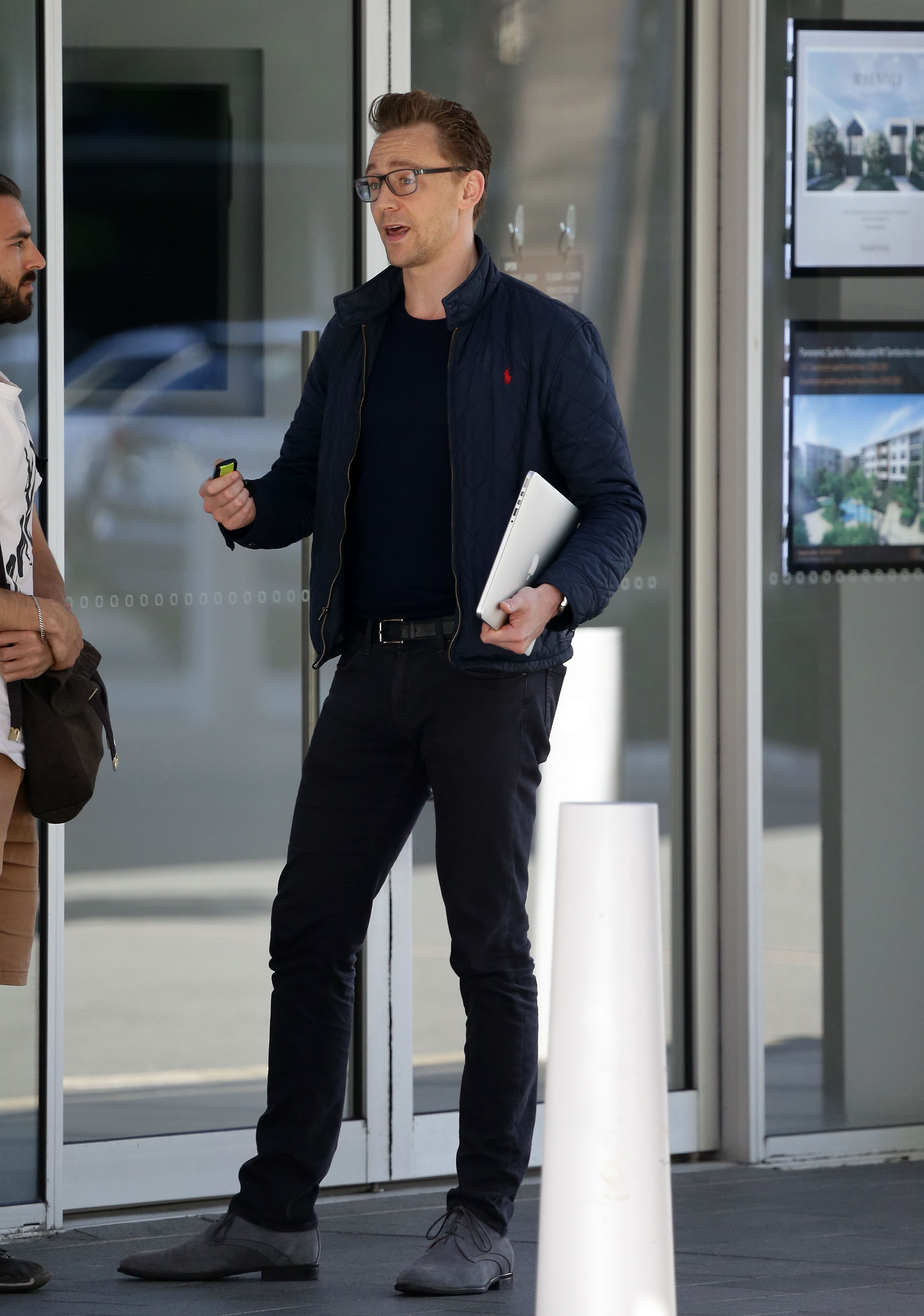 Tom Hiddleston seen out and about on October 16, 2016, in Gold Coast, Australia. | Source: Getty Images