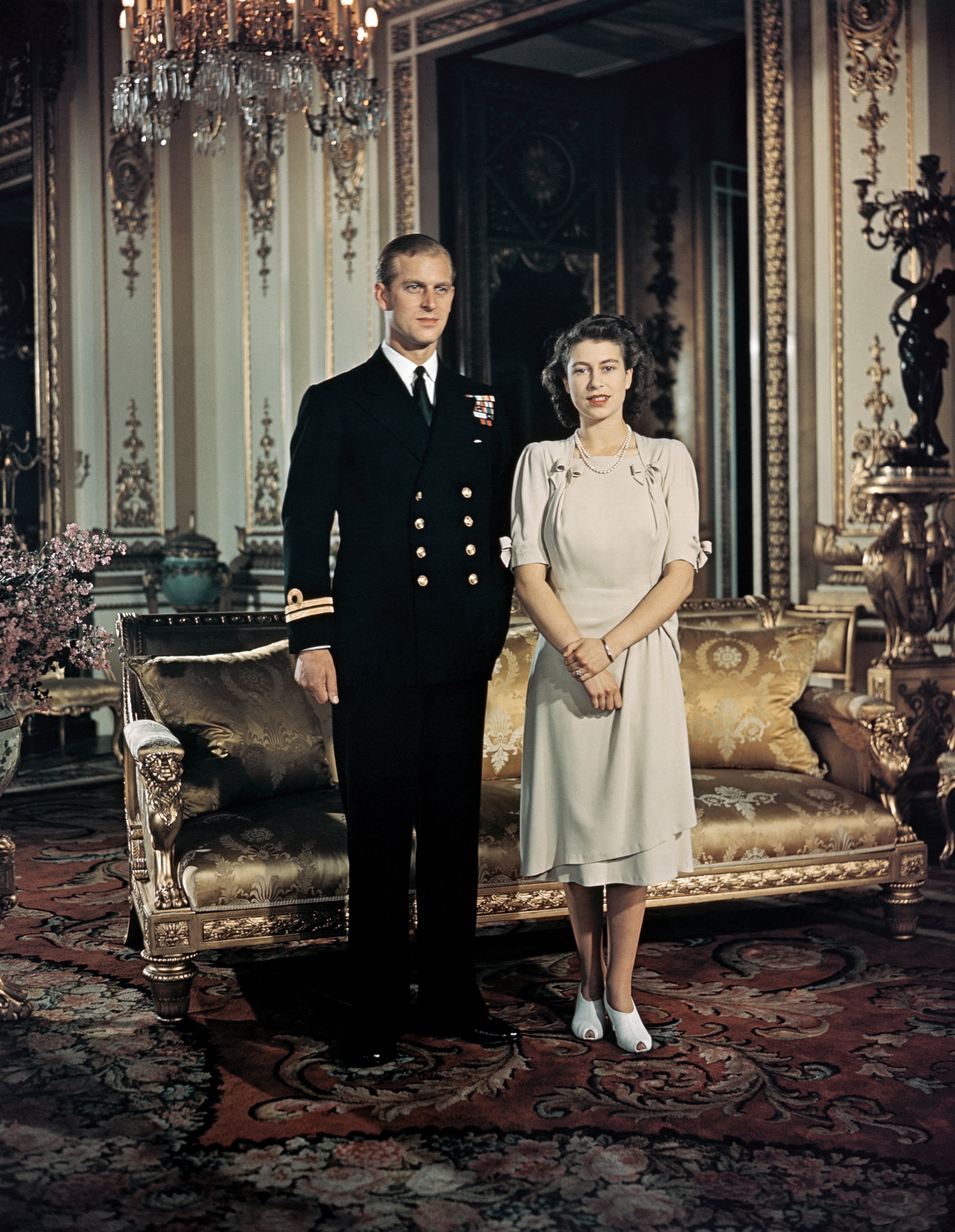 Princess Elizabeth stands with fiancee Lieutenant Philip Mountbatten in 1947 | Source: Getty Images