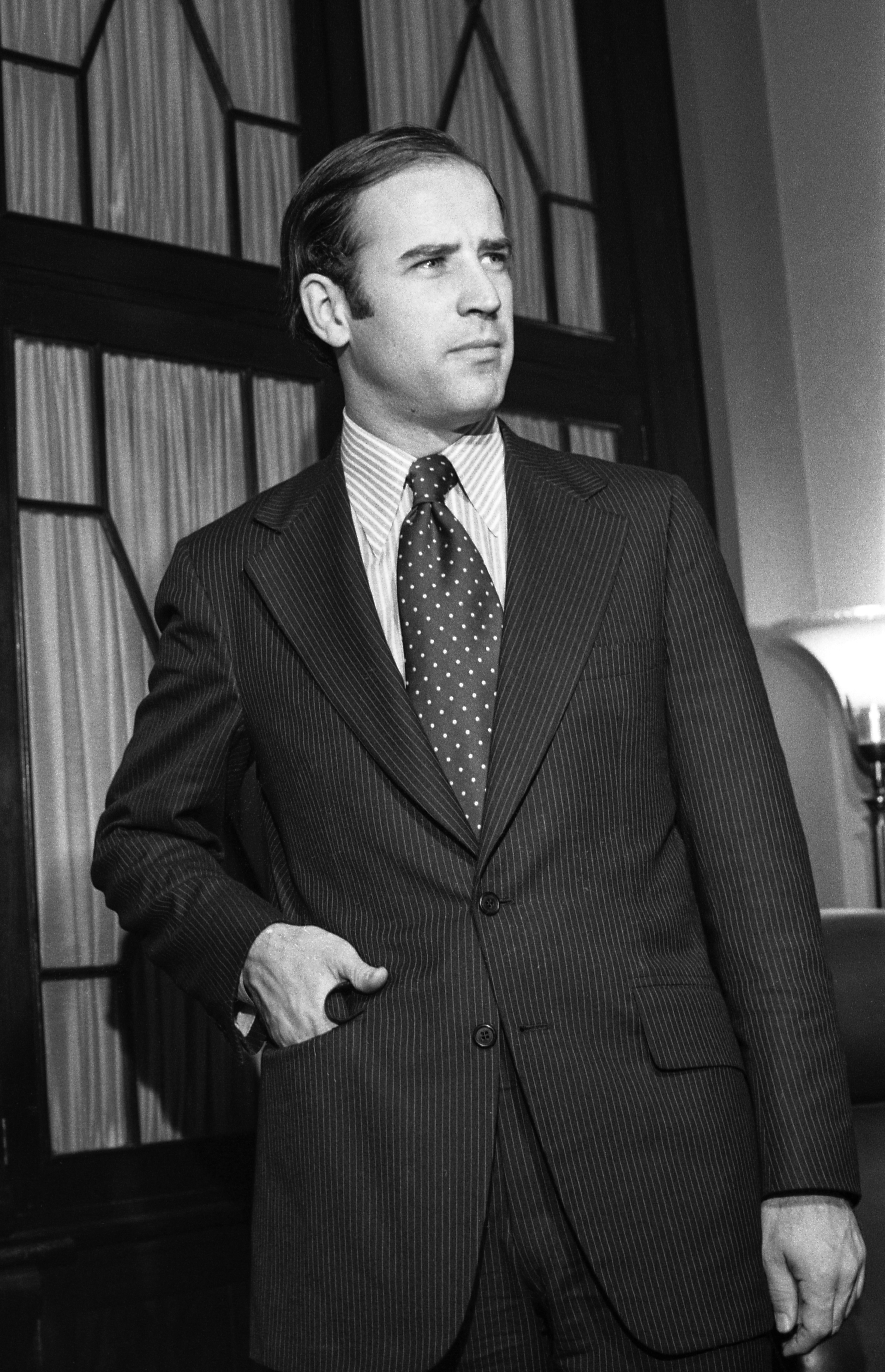 Democratic Senator-elect Joe Biden after taking his oath of citizenship as he checks in at the office of the Secretary of the Senate on December 13, 1972 | Source: Getty Images