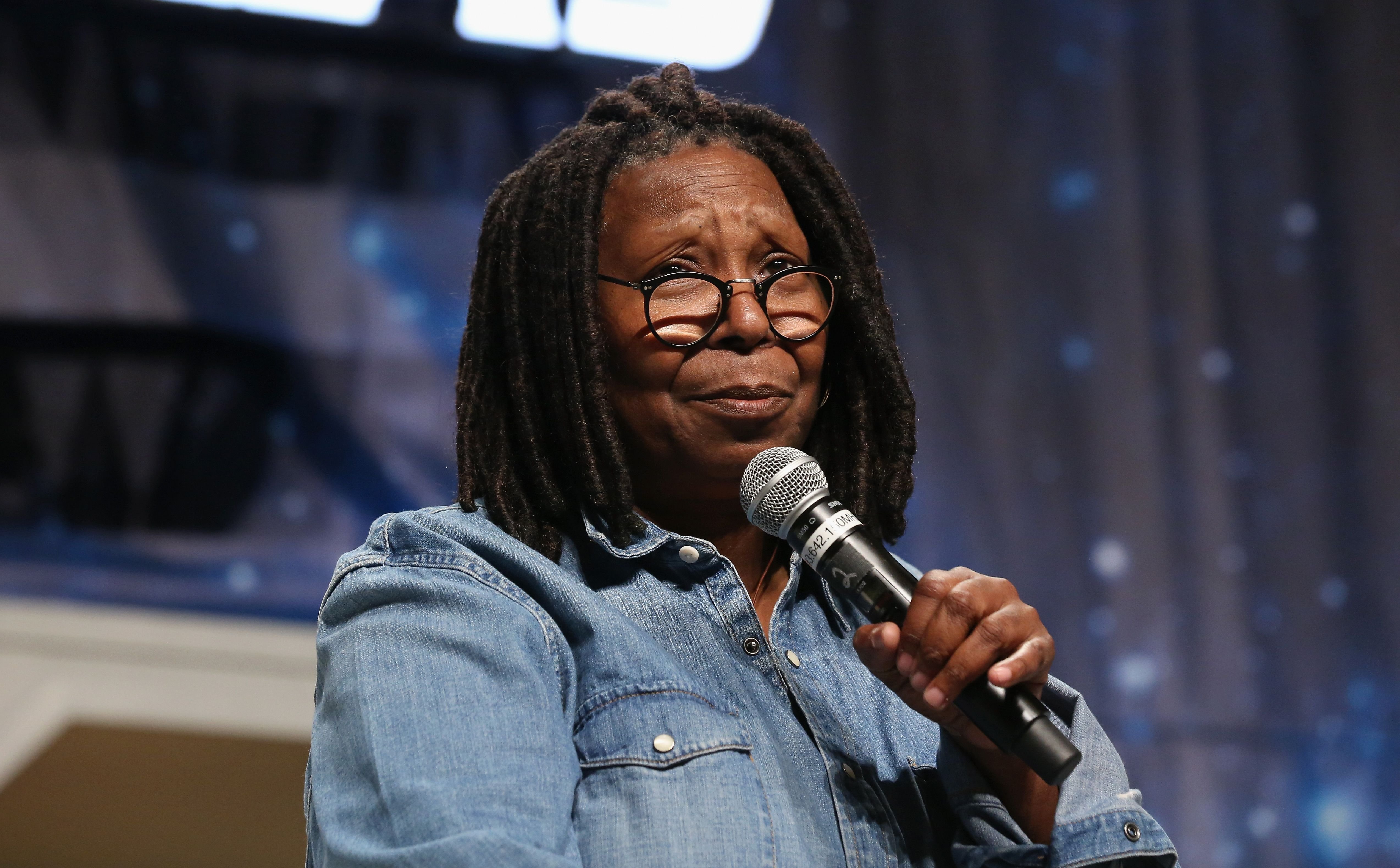 Whoopi Goldberg at the 15th annual official Star Trek convention on Aug. 4, 2016 | Photo: Getty Images