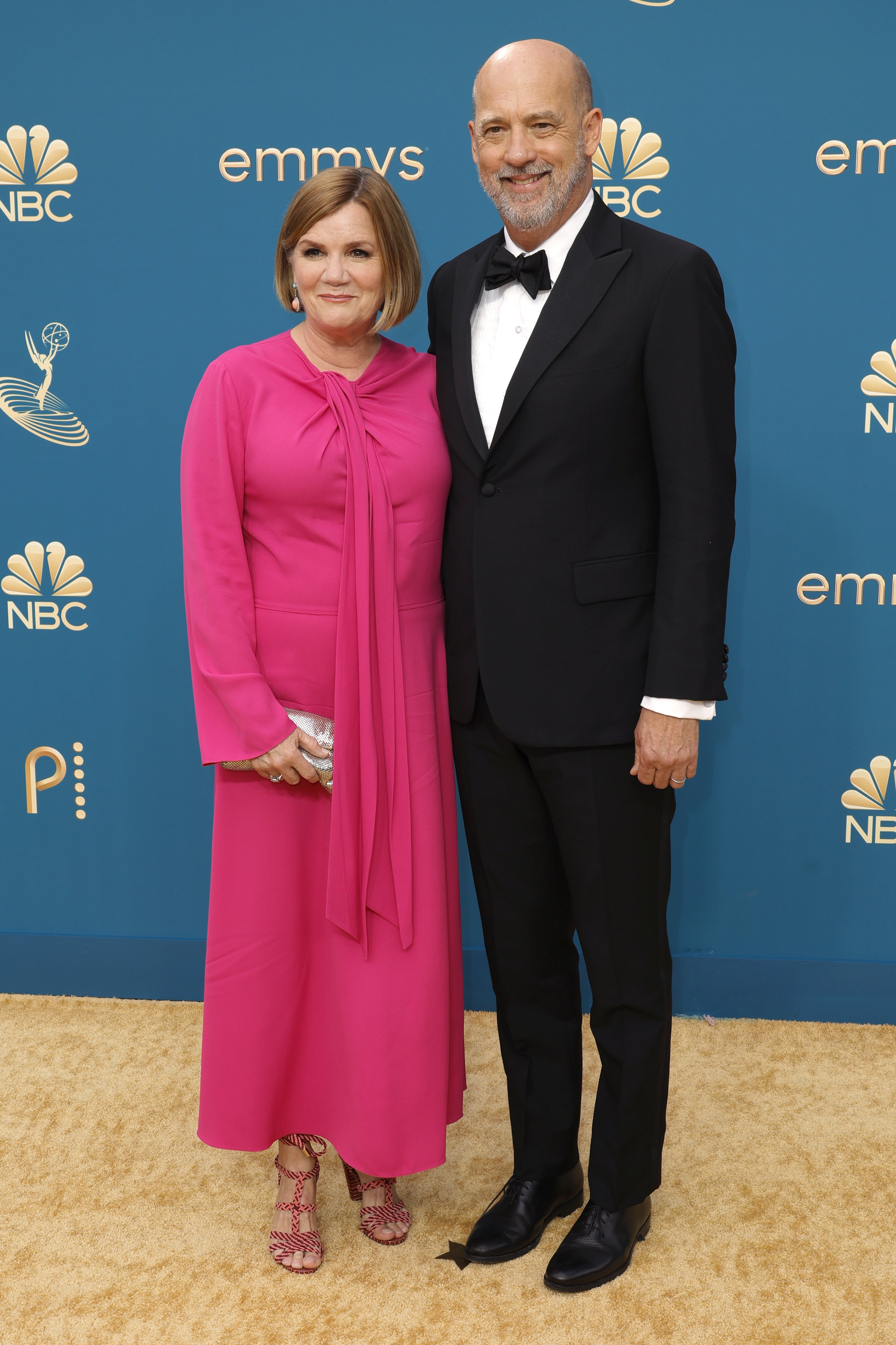 Mare Winningham ve Anthony Edwards, 12 Eylül 2022'de Los Angeles'ta Microsoft Theatre'da düzenlenen 74. Primetime Emmy Ödülleri'nde fotoğraflar için poz veriyor |  Kaynak: Getty Images