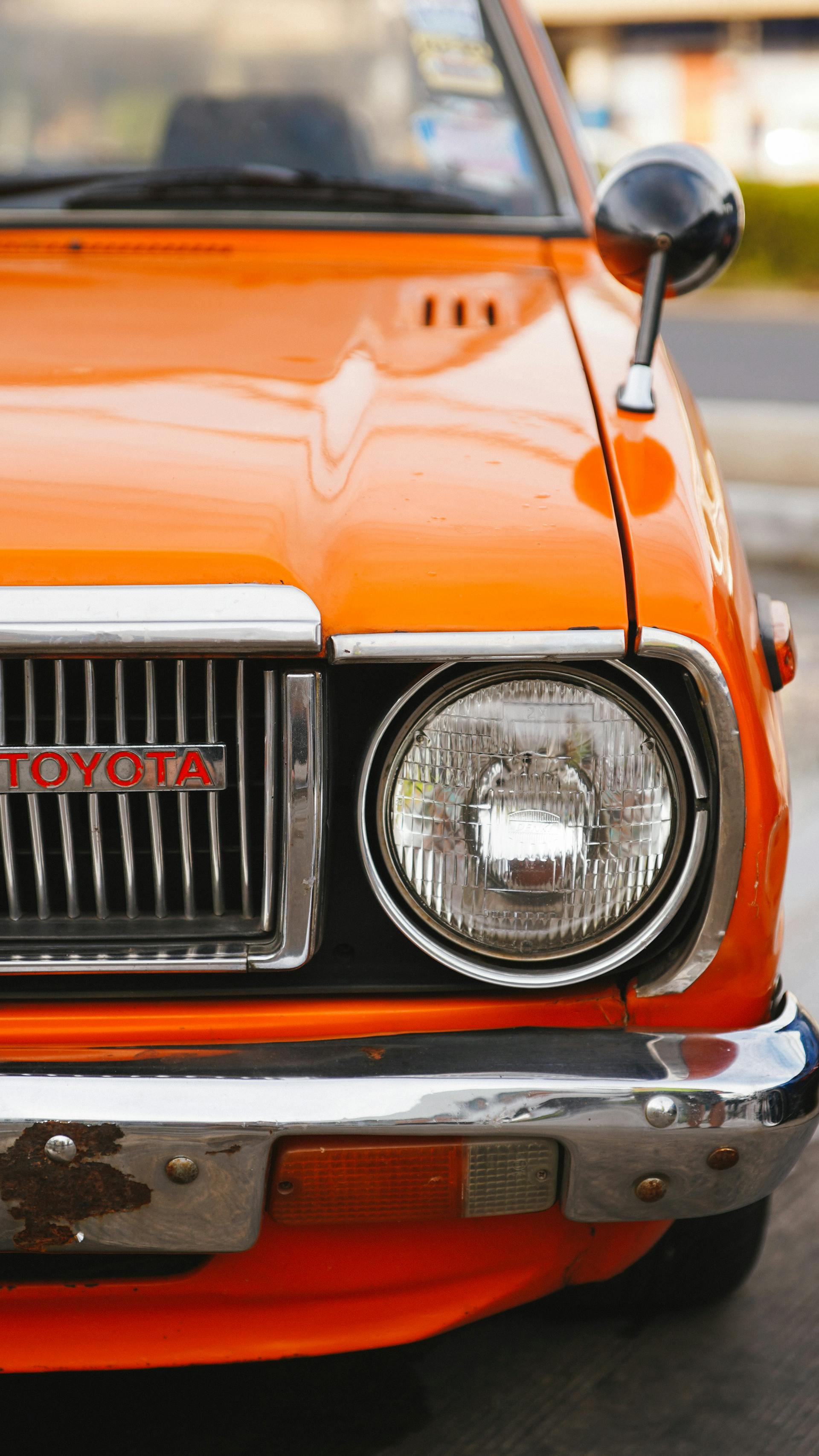 A close-up shot of a car | Source: Pexels