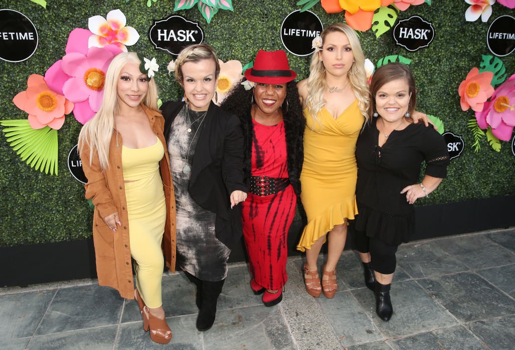 Casts of "Little Women: LA" at the Lifetime Summer Luau on May 20, 2019 in Los Angeles, California | Photo: Getty Images