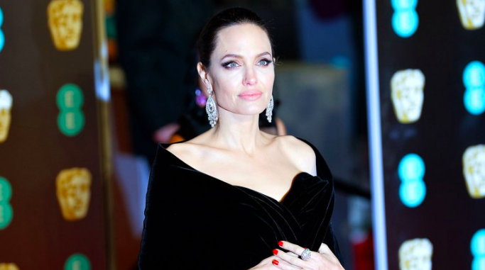 Image source: Twitter/THR Image source: Twitter/THR