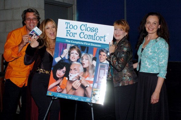 J.M. J. Bullock, Lydia Cornell, Nancy Dussault and Deborah Van Valkenburgh at "Too Close for Comfort"- DVD launch cast reunion in 2004.| Photo: Getty Images