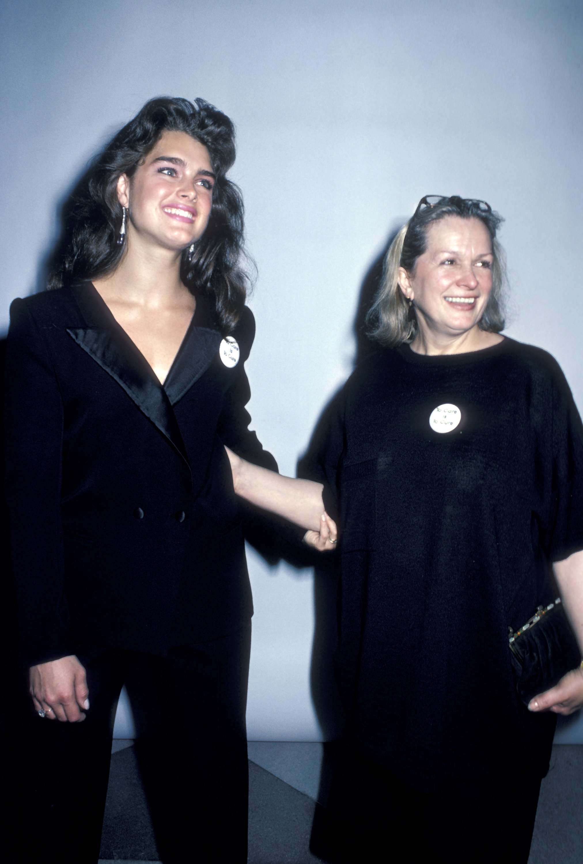  Brooke Shields and her mother Teri Shields attend a photo session for the American Foundation For AIDS Research at Jacob Javits Convention Center on April 29, 1986, in New York City, New York. | Source: Getty Images