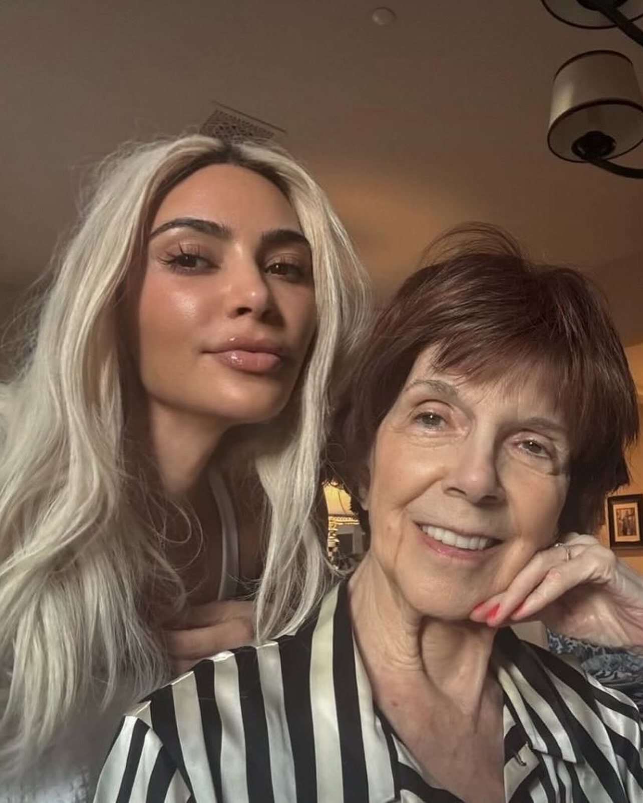 The strong-willed matriarch was a survivor who successfully beat both breast and colon cancer. She also survived a severe bout of pneumonia that caused a major medical scare when doctors discovered an infection. | Source: Instagram/kimkardashian
