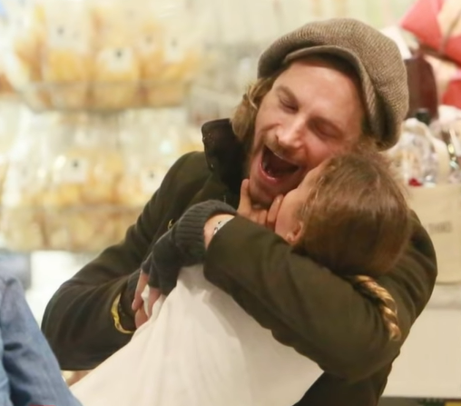 A photo of Nahla Ariela with her dad Gabriel Aubry as seen in a video dated December 8, 2014 | Source: YouTube/@TMZ